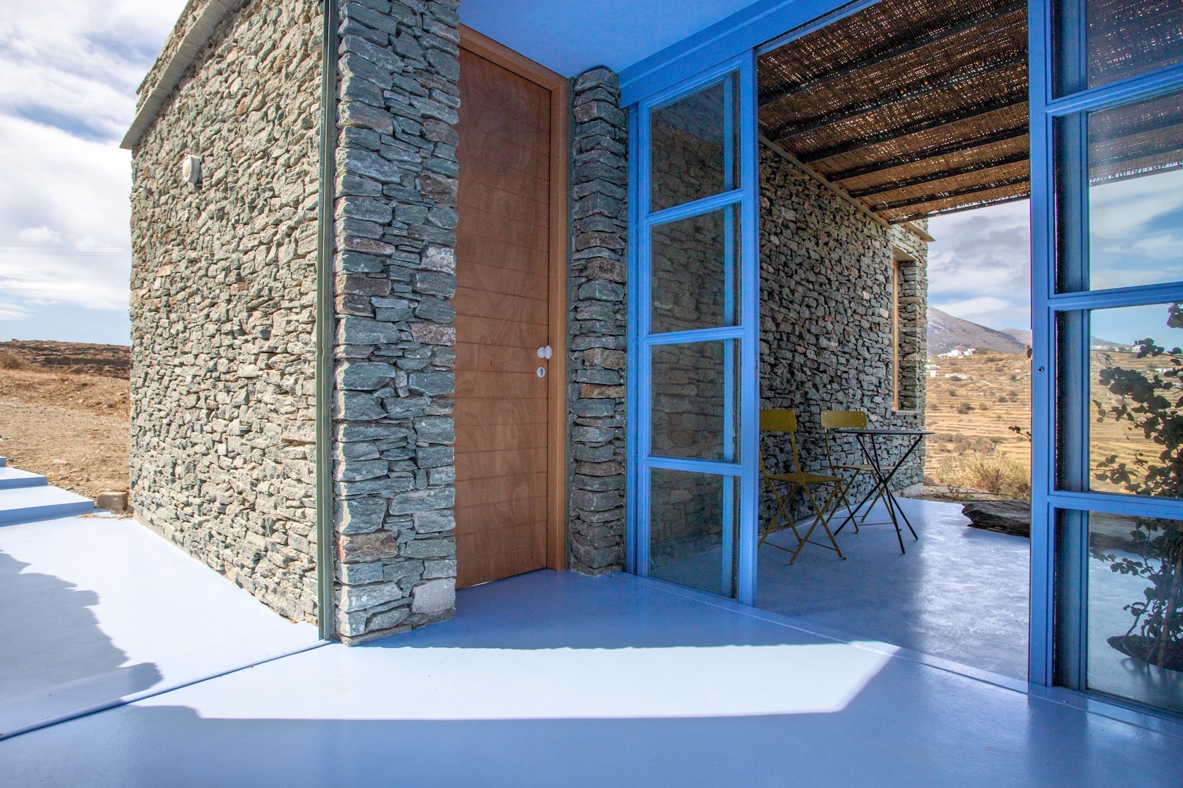 © AKA - Apostolou Colakis Architects