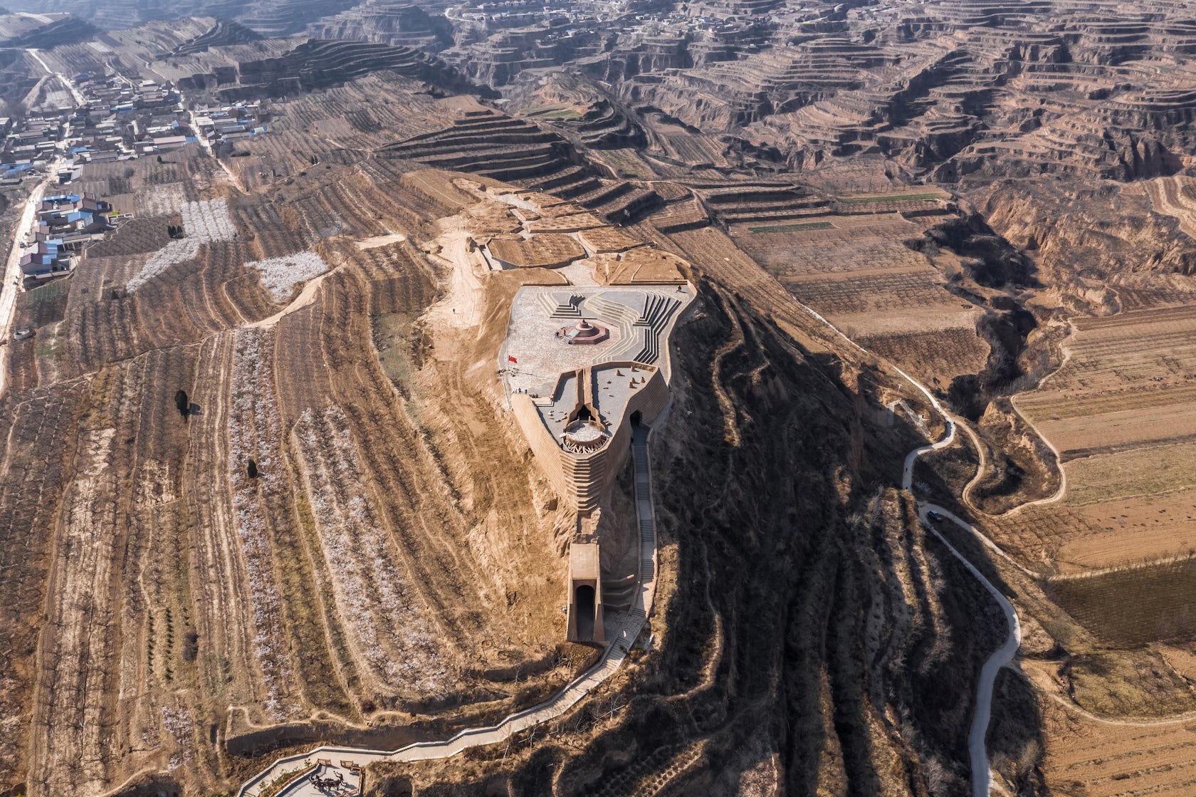 © URBANUS都市实践