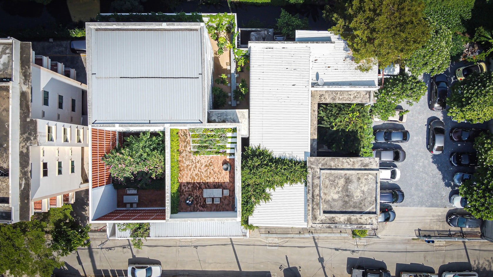 © Junsekino Architecture & Design