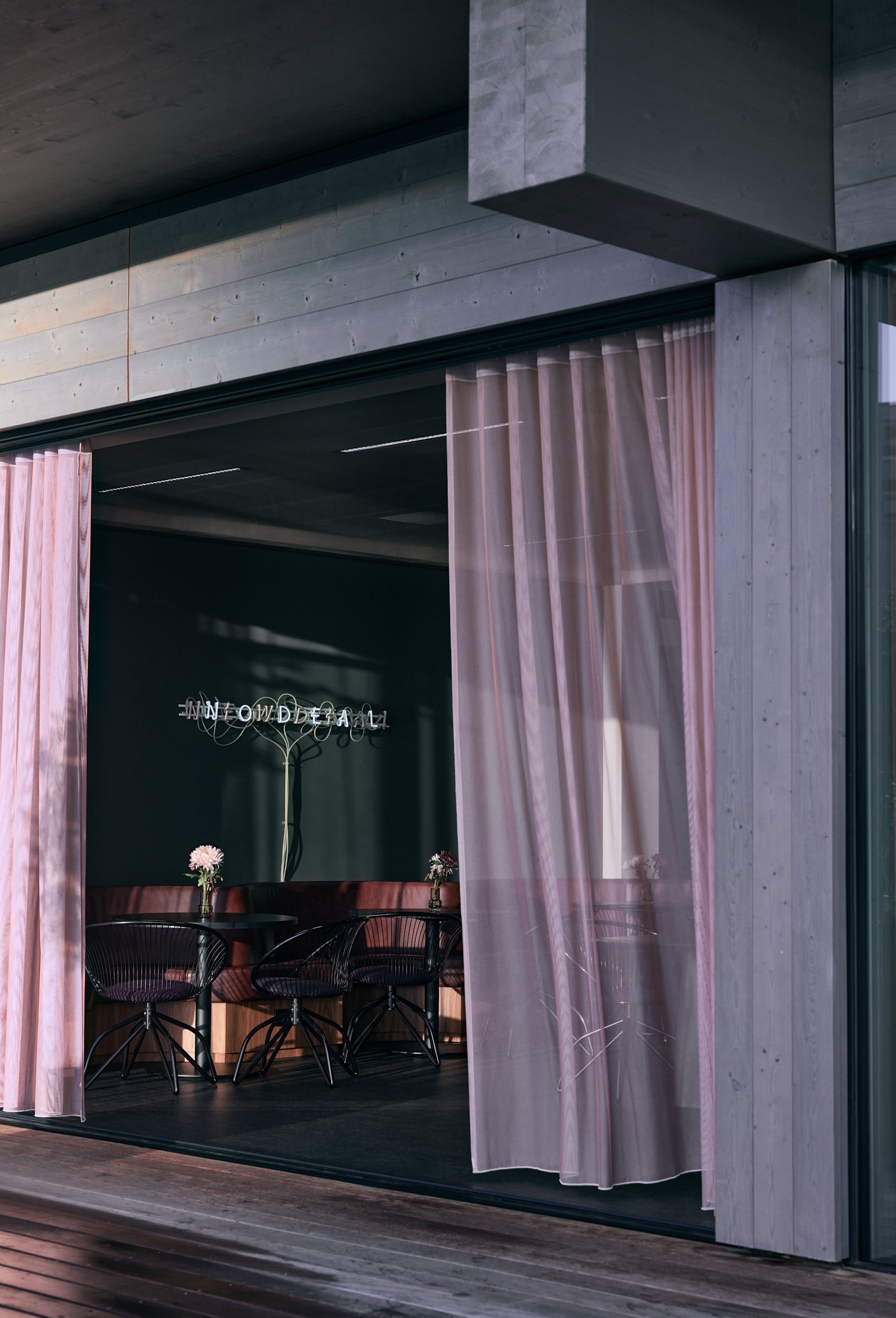 © Powerhouse Company