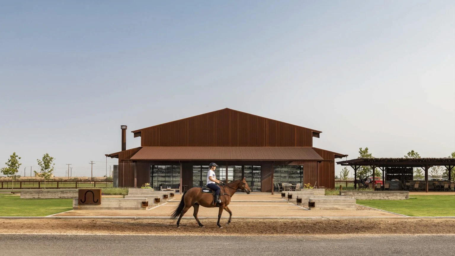 © Rhotenberry Wellen Architects