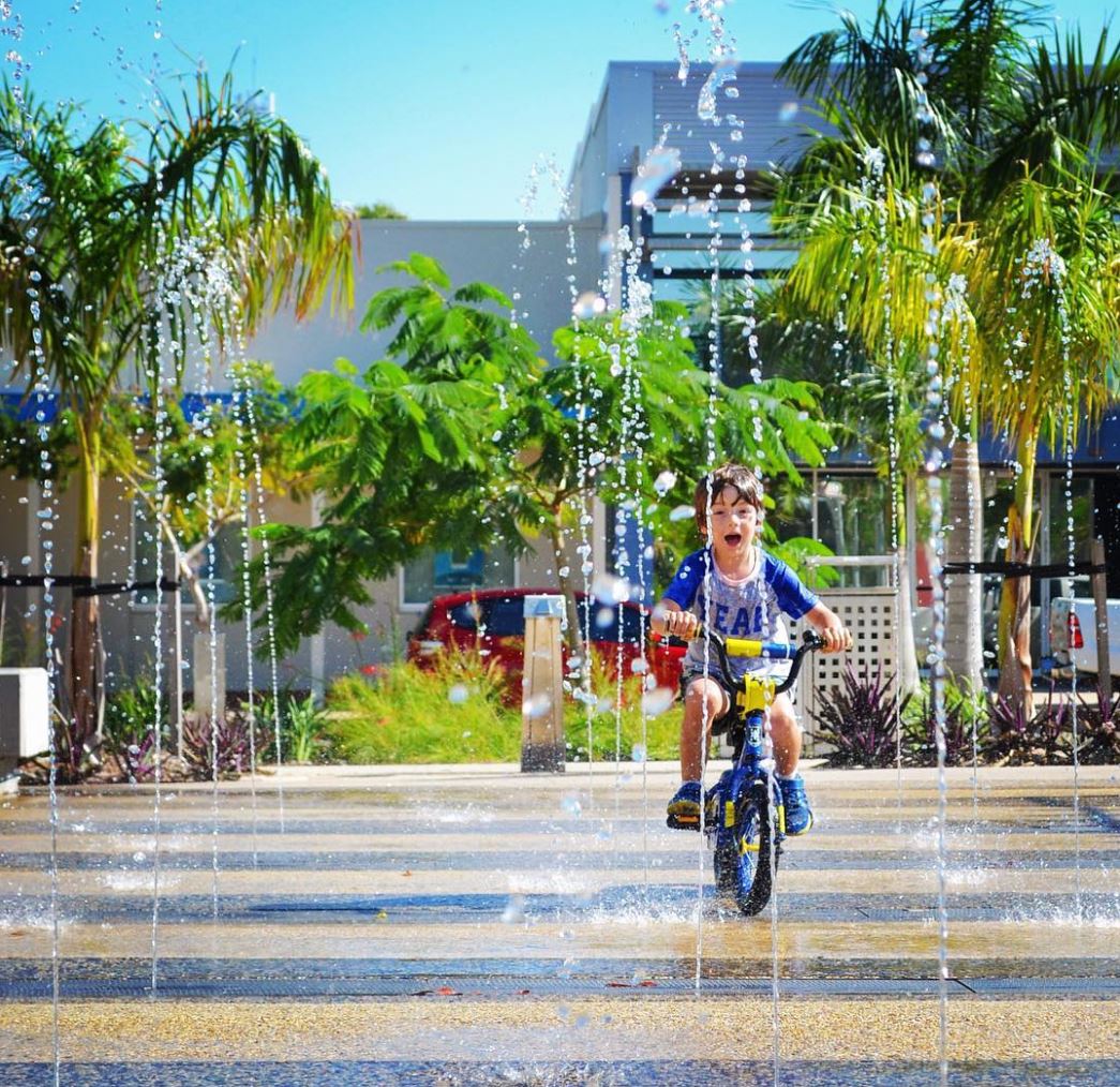 © Robertsday, Turf Design Studio