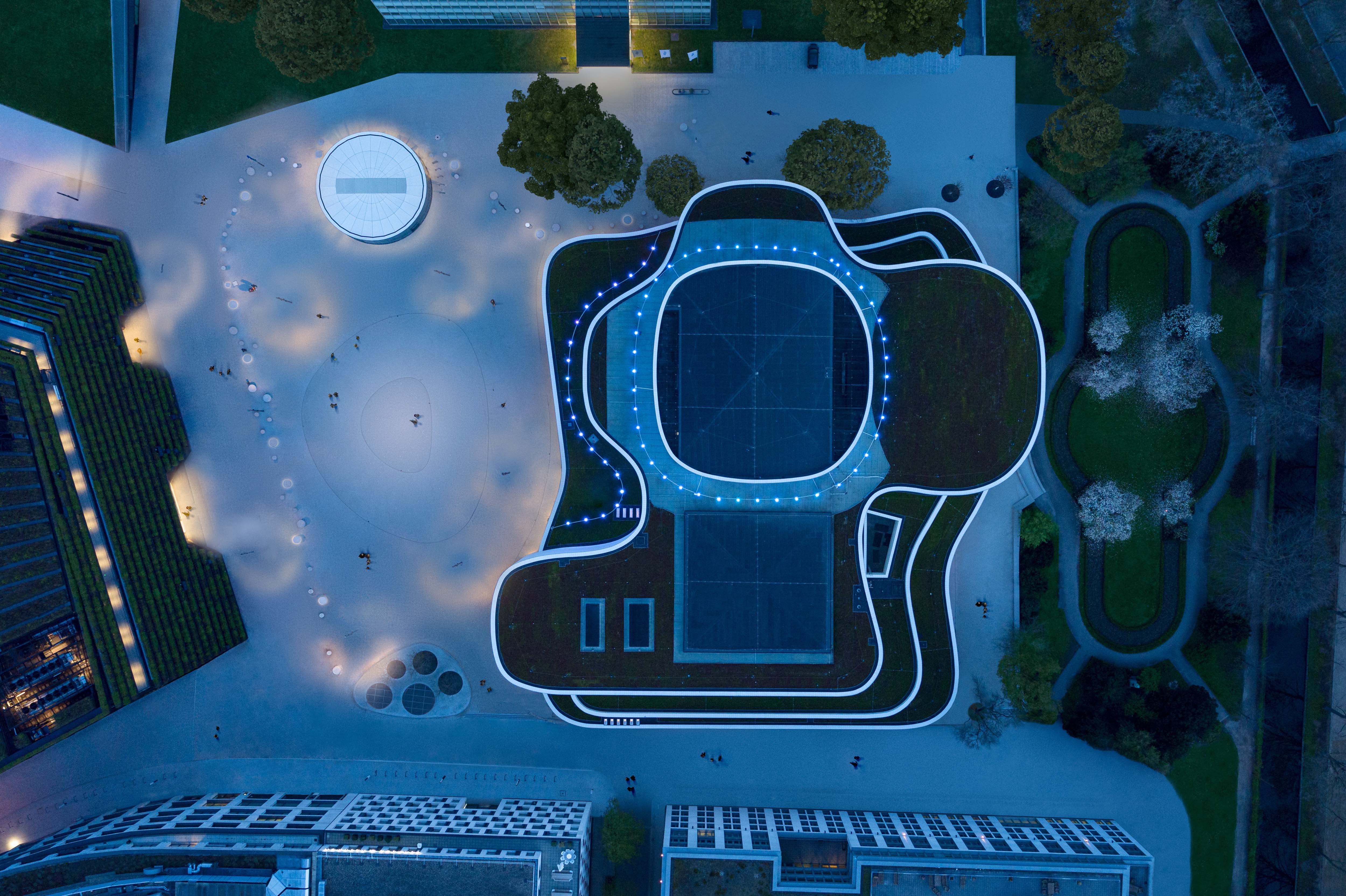 © ingenhoven associates