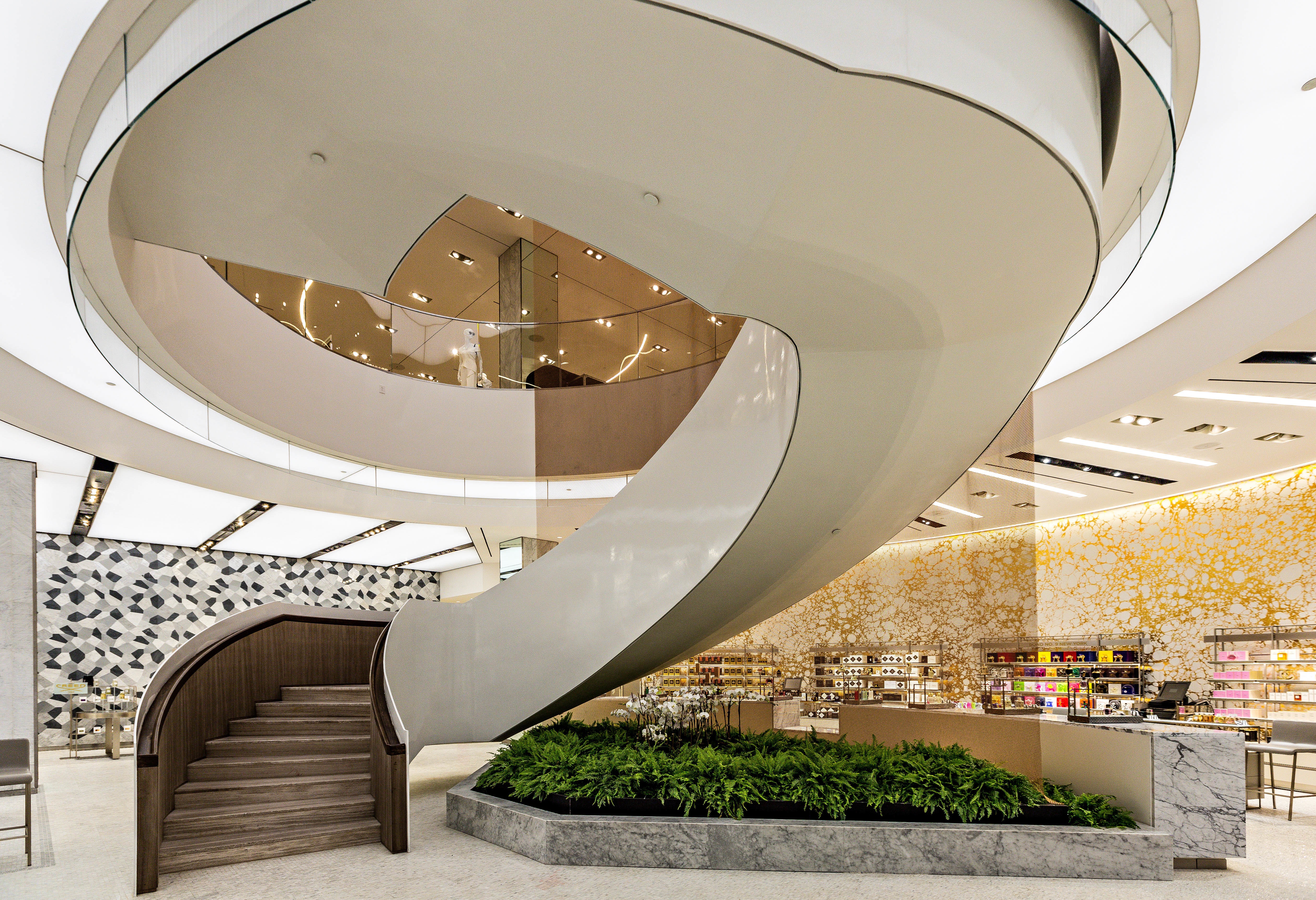 20 years of Storytelling Through Architecture and Design in the Fashion ...