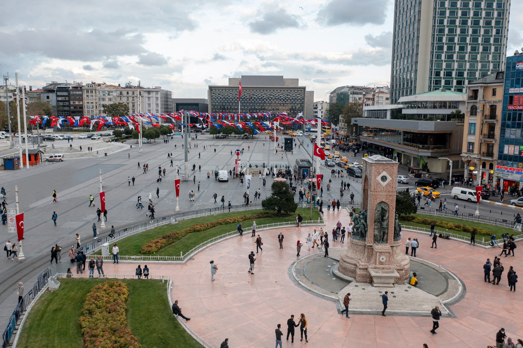 © Tabanlioglu Architects