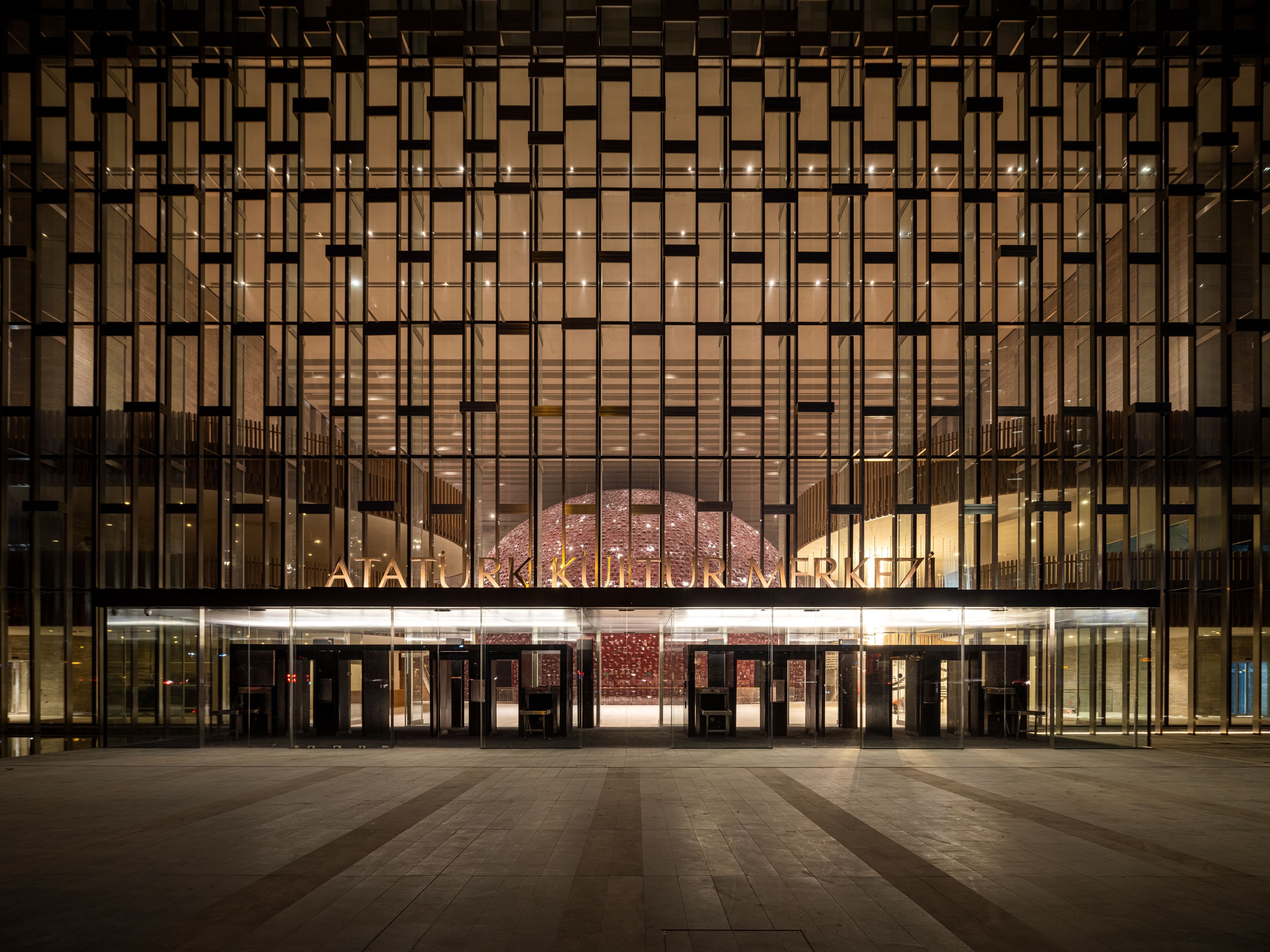 © Tabanlioglu Architects