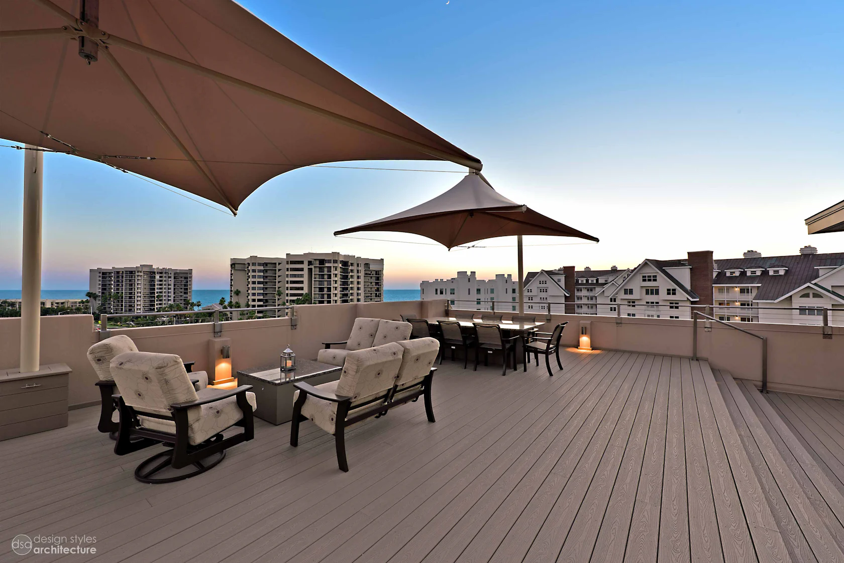 Stunning Penthouse Suite With Bird-Watching Deck And Grill image