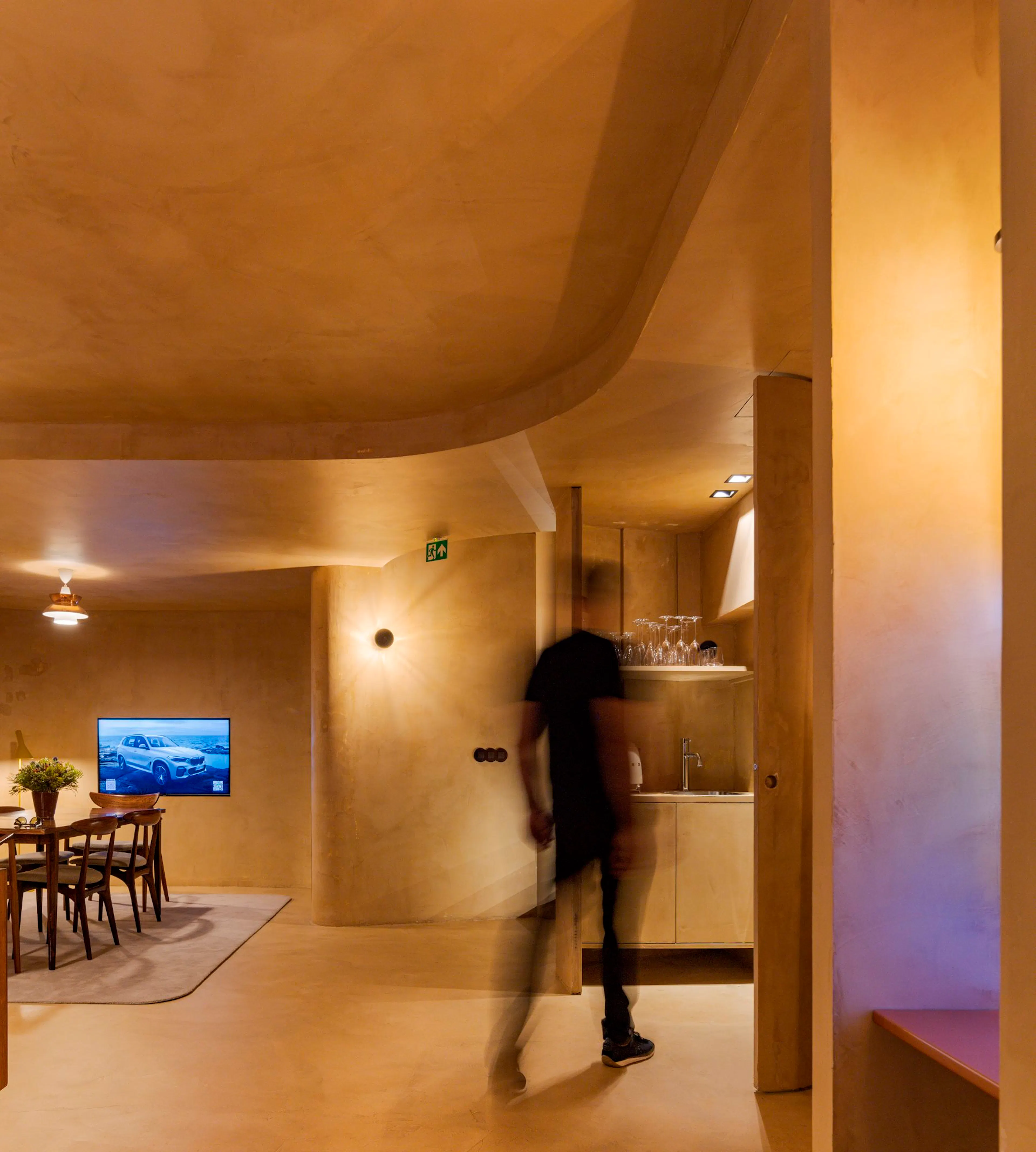 BMCAR . Avenida dos Aliados . Porto. Portugal — 12