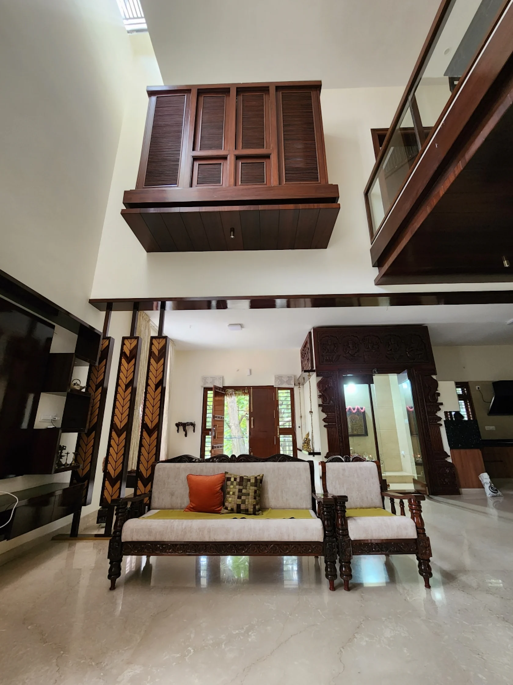 A Fusion Of Traditional And Modern Architecture by Design Thoughts ...