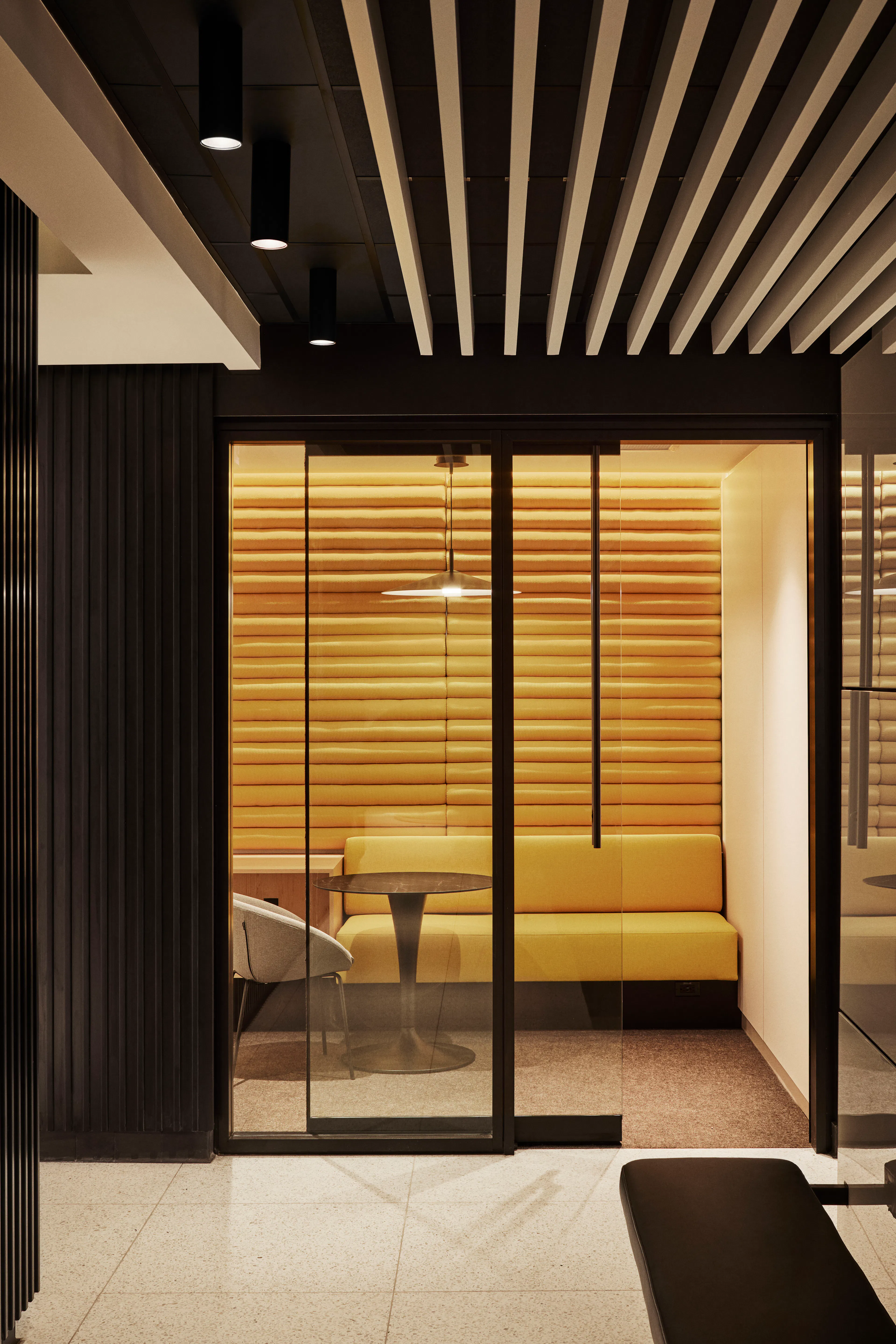 Ottawa Train Station and Via Rail Business Lounge — 2