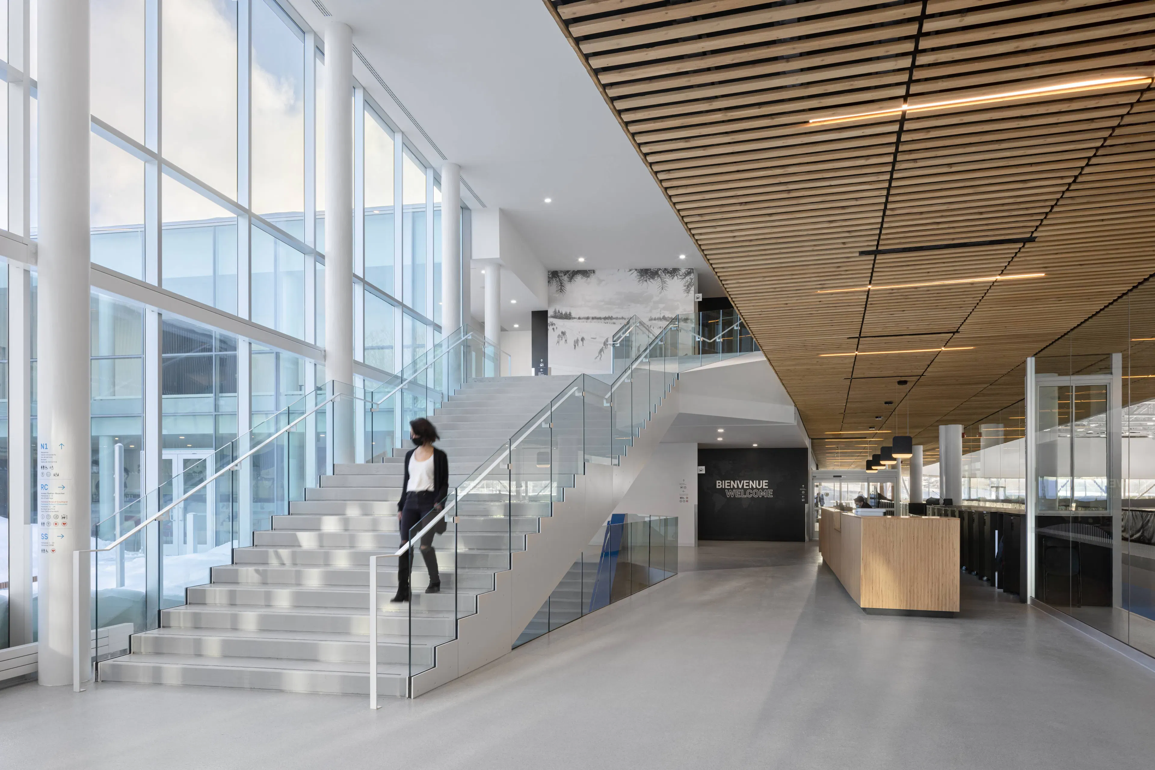 Centre de glaces Intact Assurance — 5