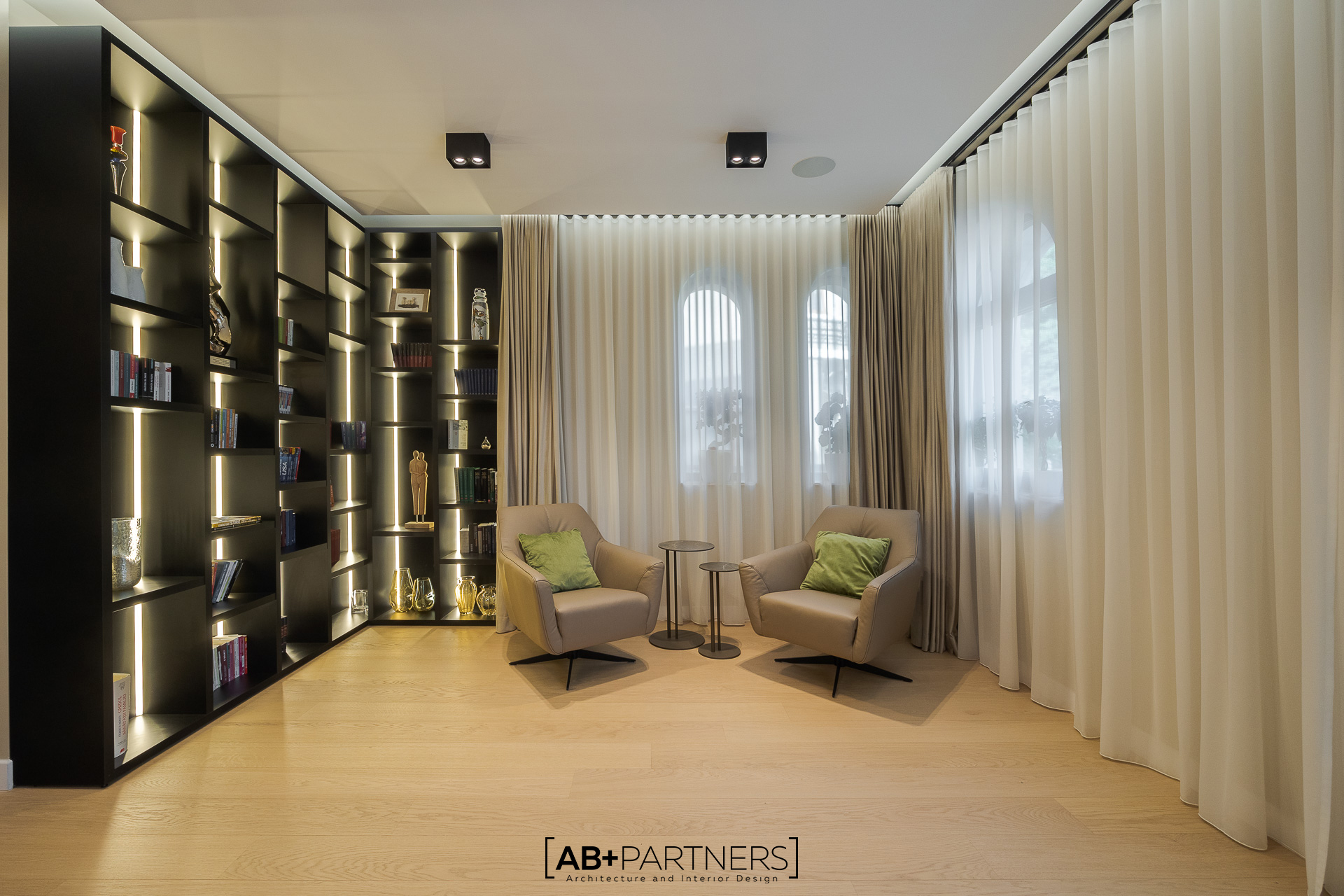 HOUSE IN THE HISTORIC CENTER OF BUCHAREST: INTERIOR DESIGN by AB ...