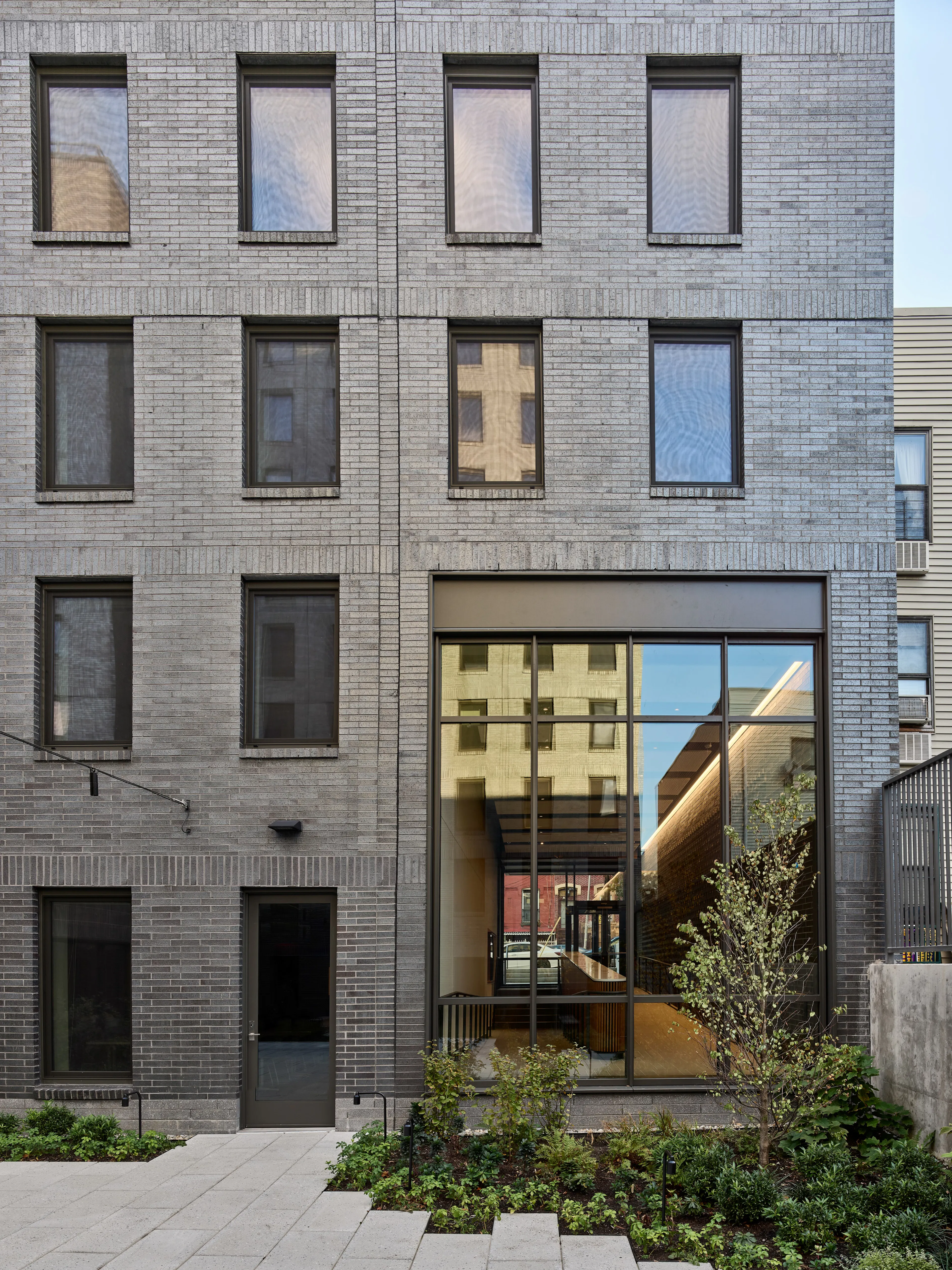 Betances Residence — 8