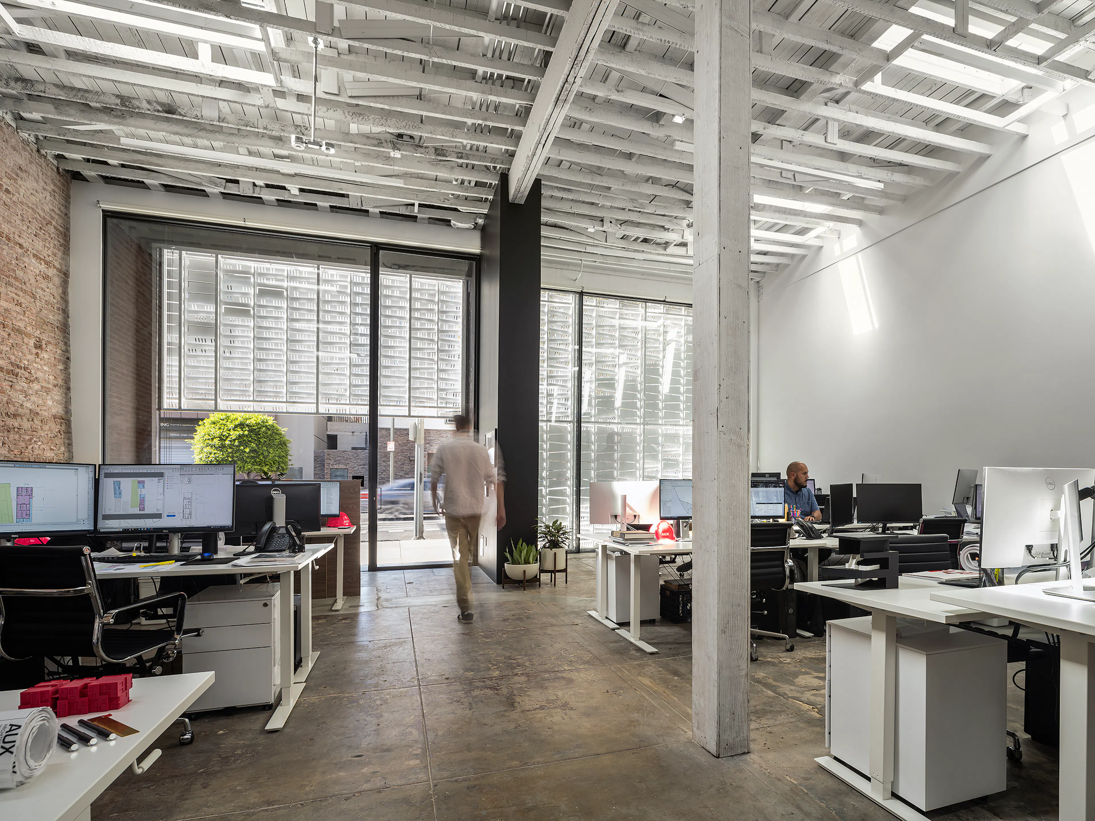 AUX Studio & the art room Café & Gallery — 9