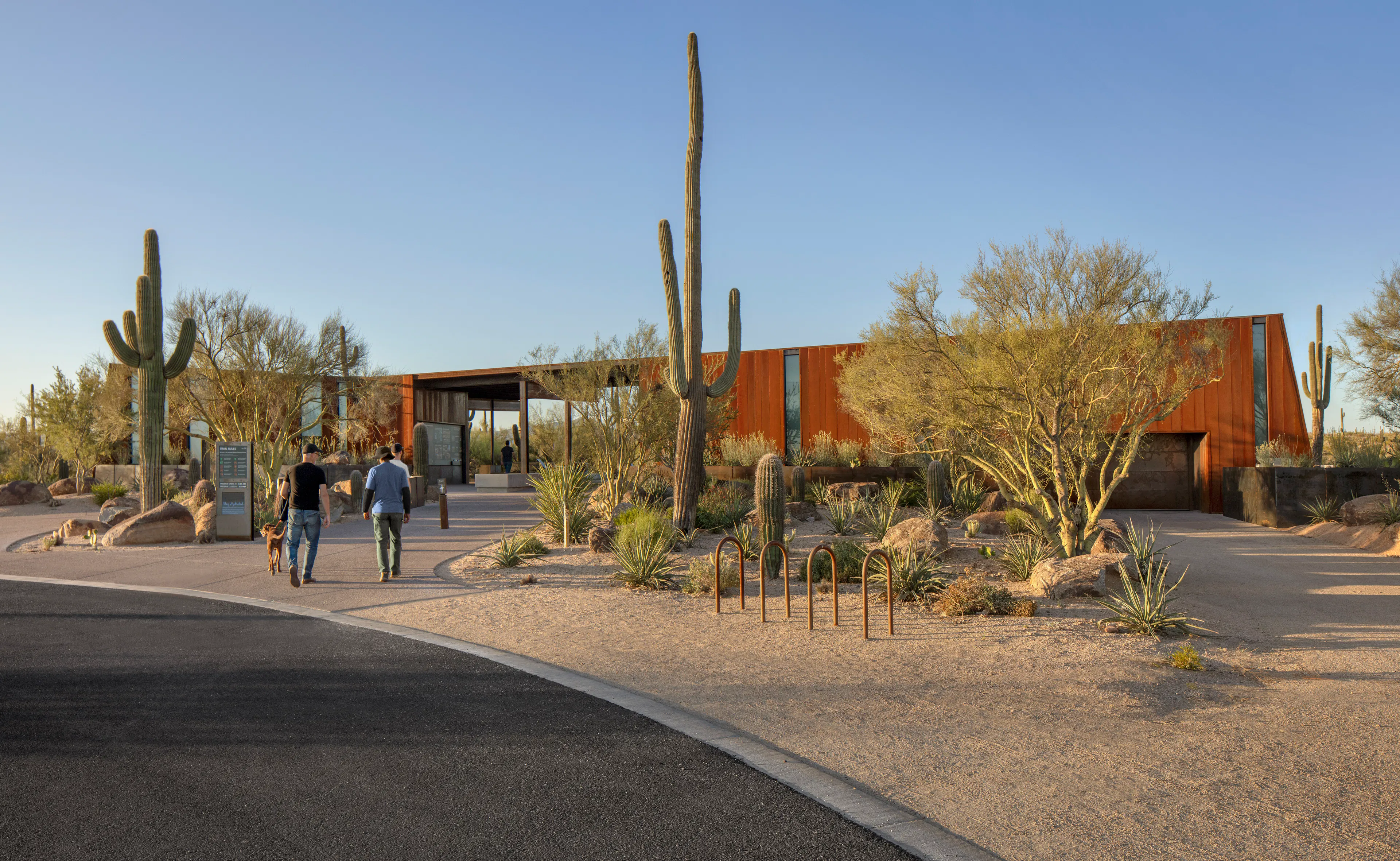 Pima Dynamite Trailhead — 4