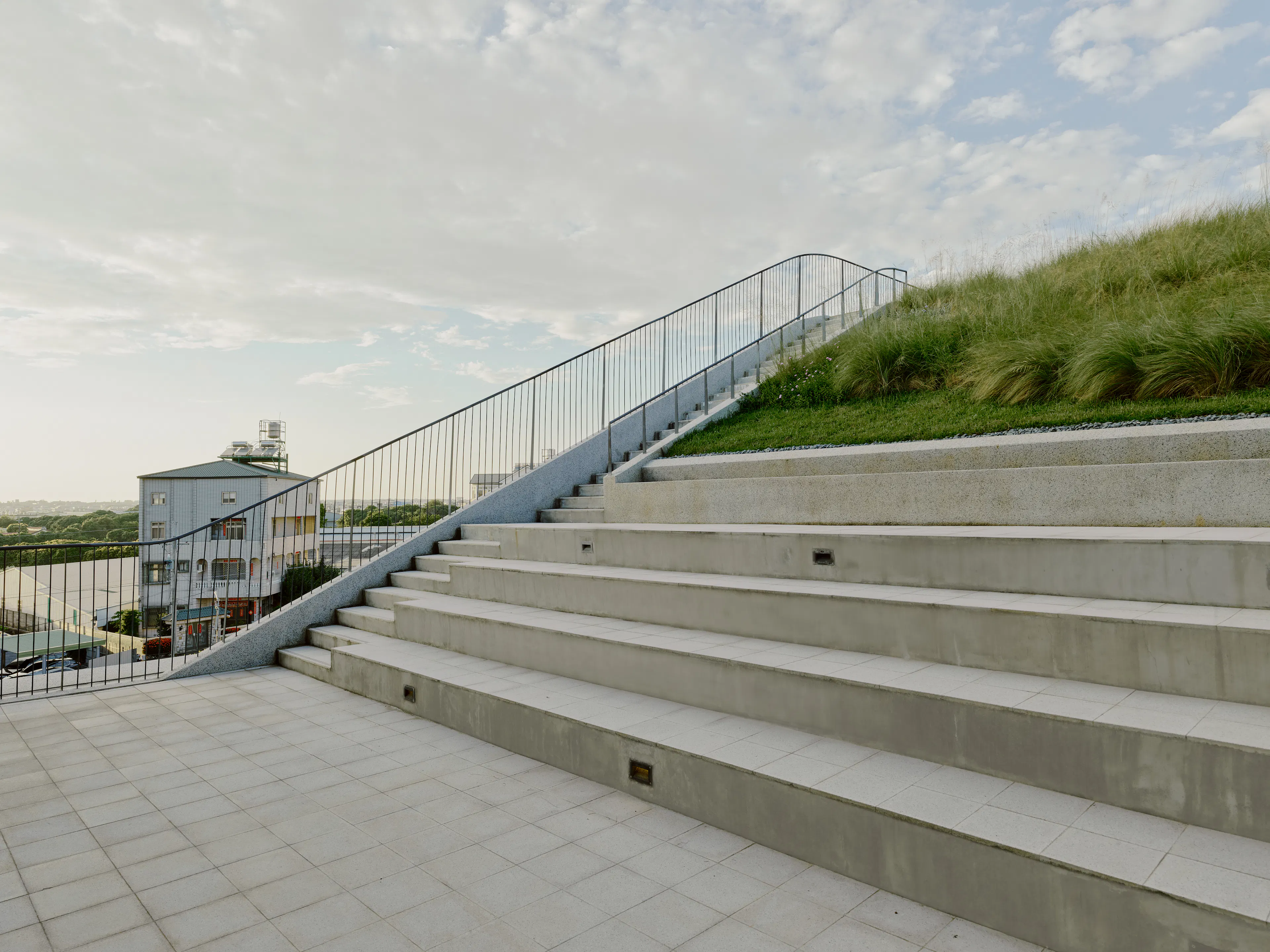 Shangfeng Public Library and School Gymnasium — 10