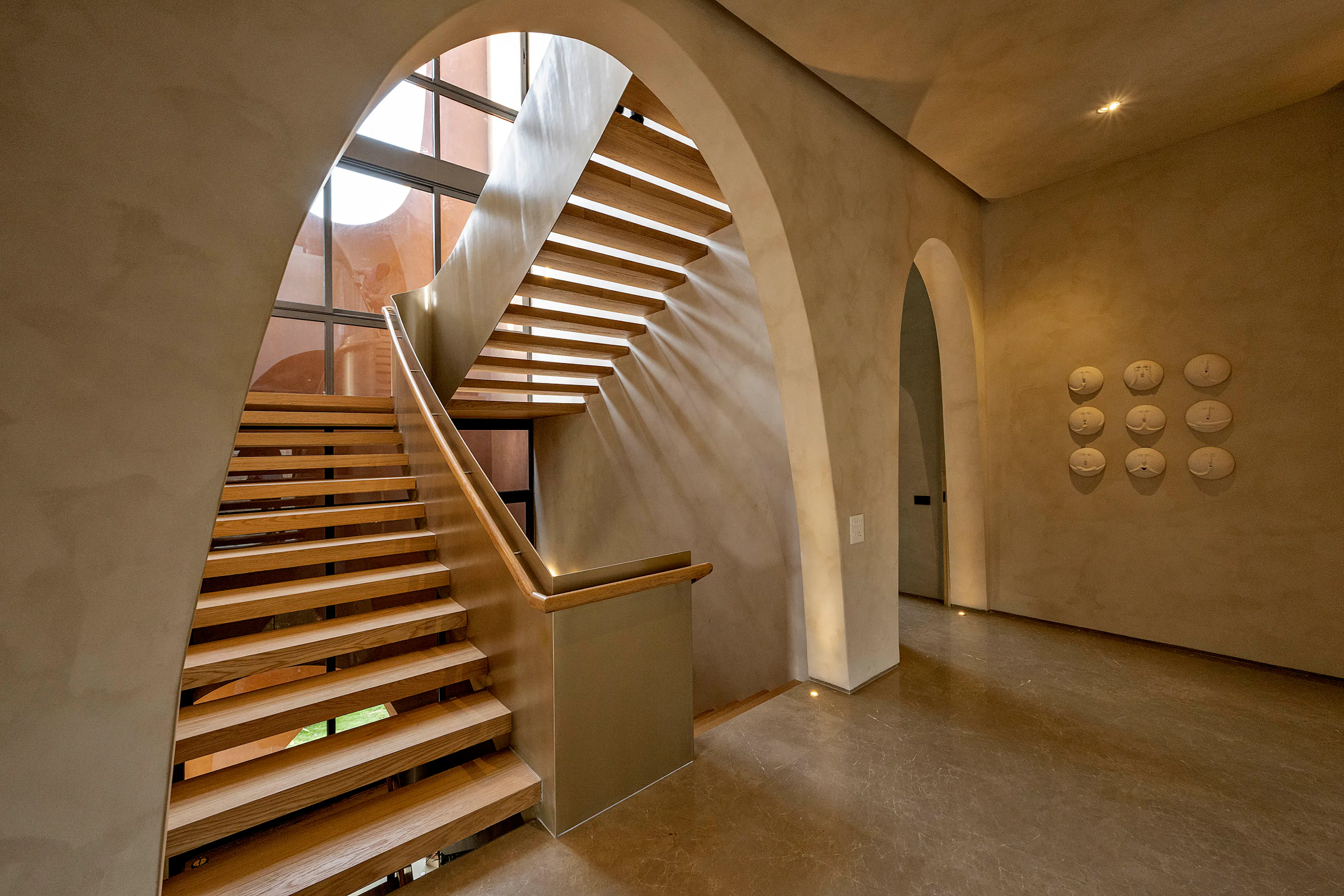 MIRAI HOUSE OF ARCHES — 14