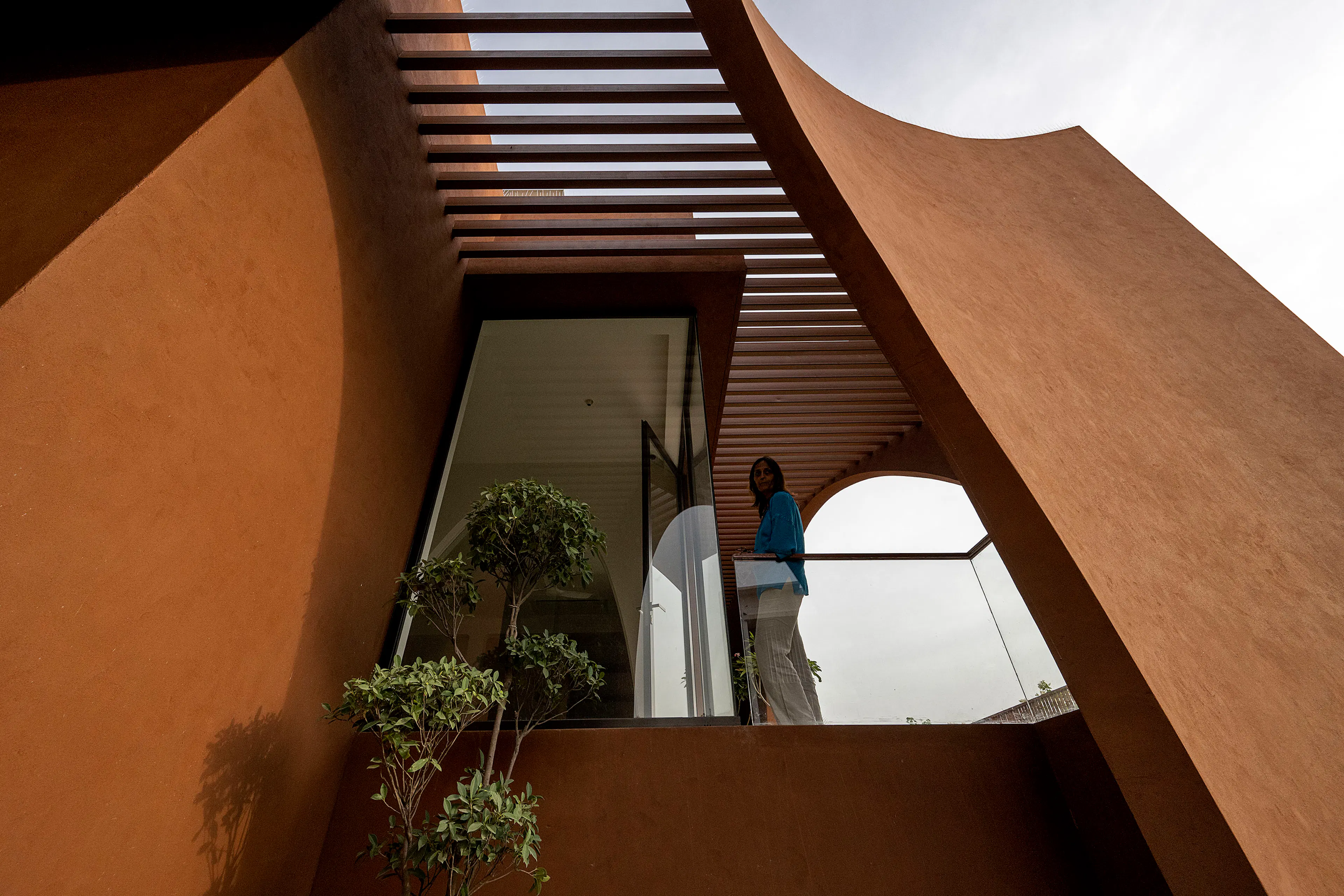 MIRAI HOUSE OF ARCHES — 22