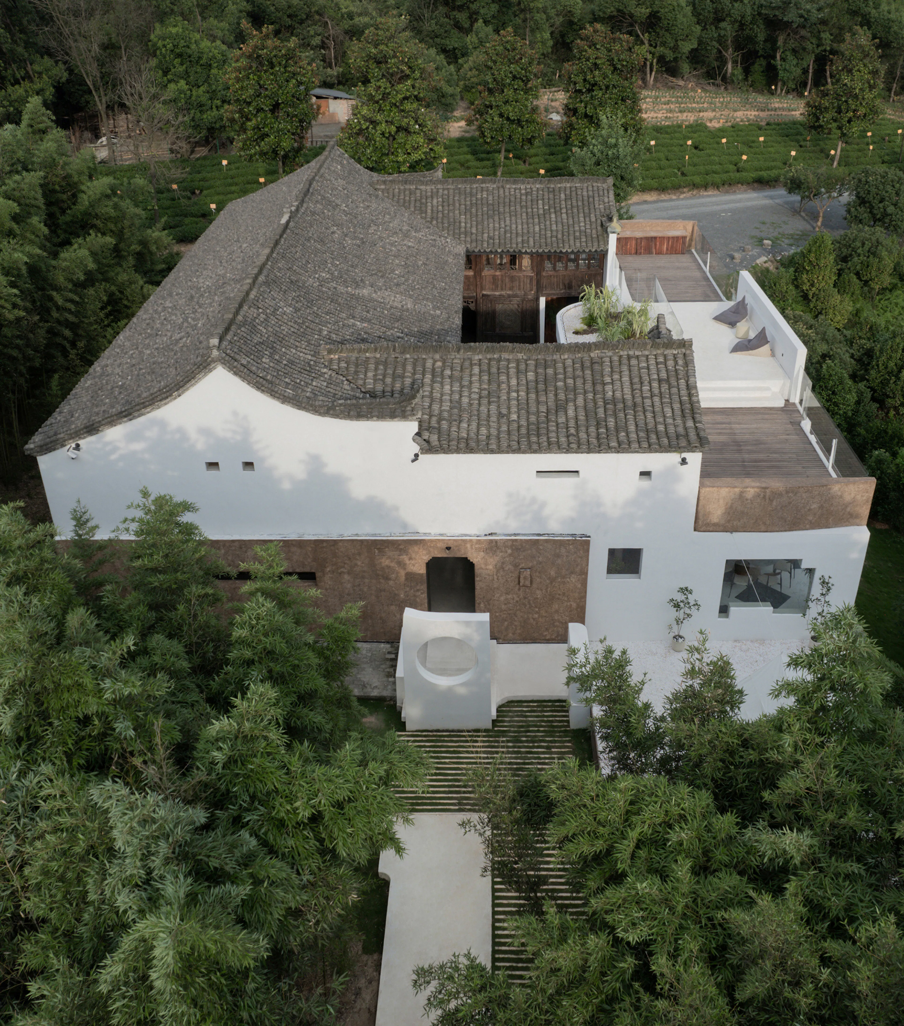 Renovation of old Hui-style buildings in Longwu, Hangzhou — 1