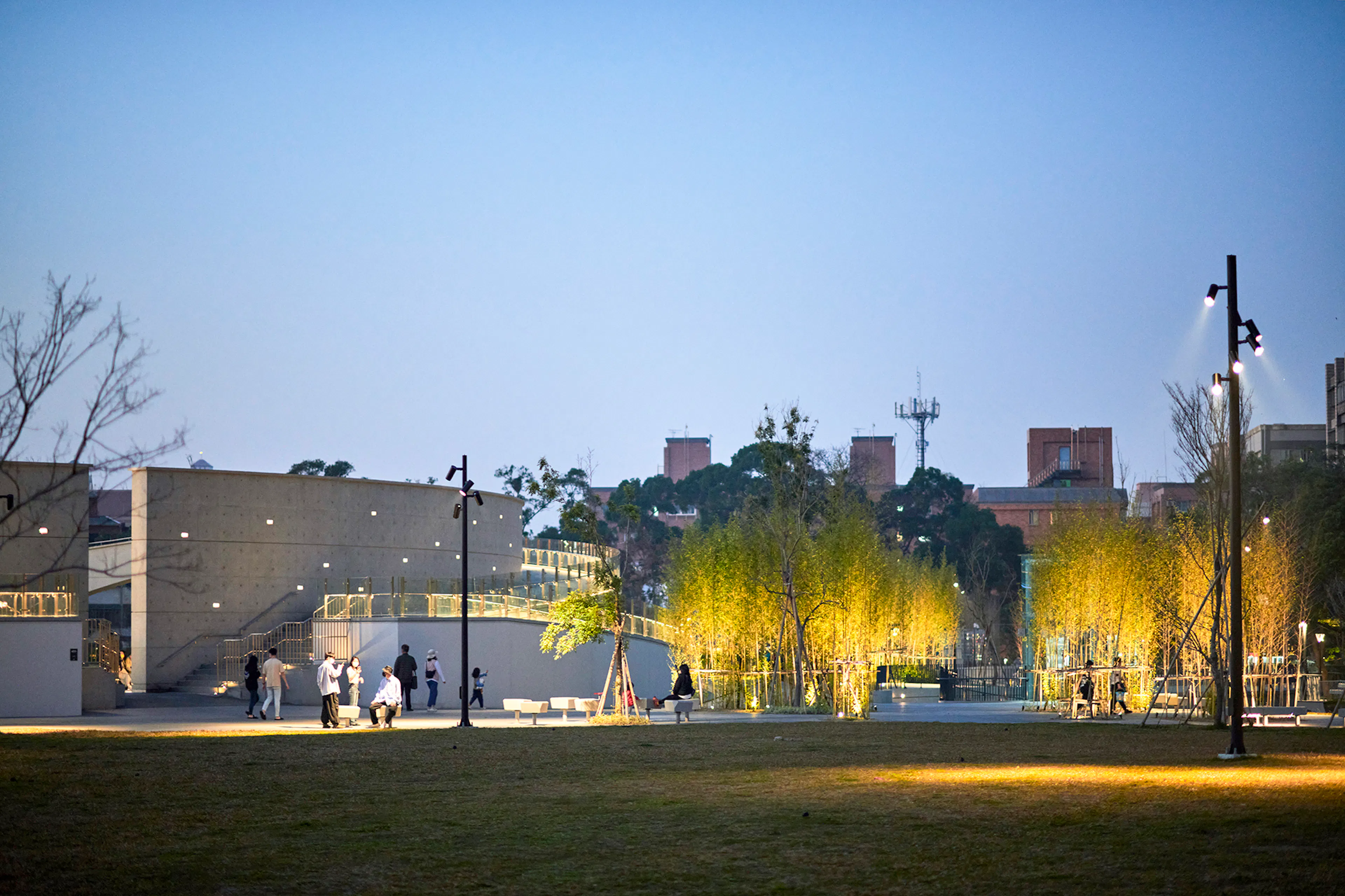 1895 War Memorial Park — 6