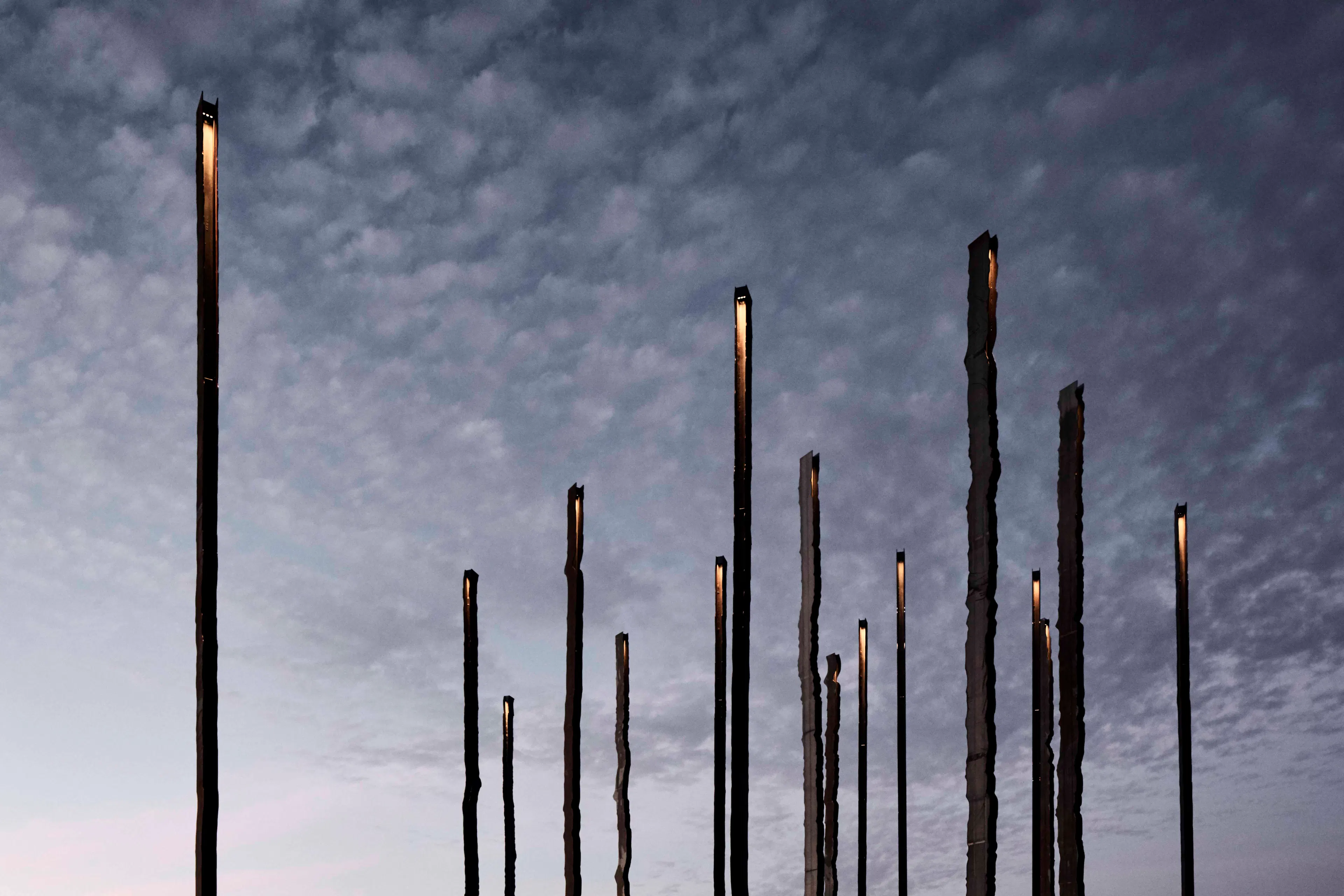 Su Vertical Nos Retiene — 8