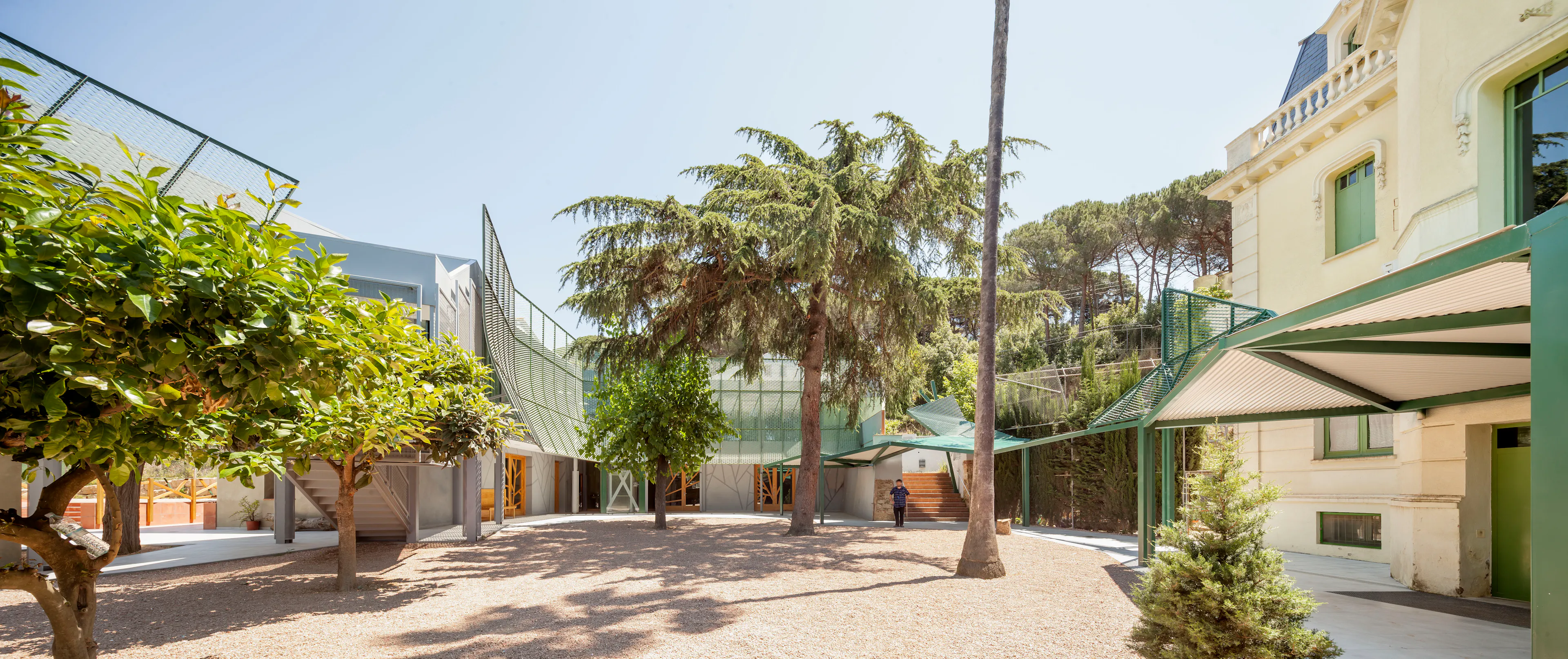 CUCADELLUM - Funicular to the Tibidabo Amusement Park — 40