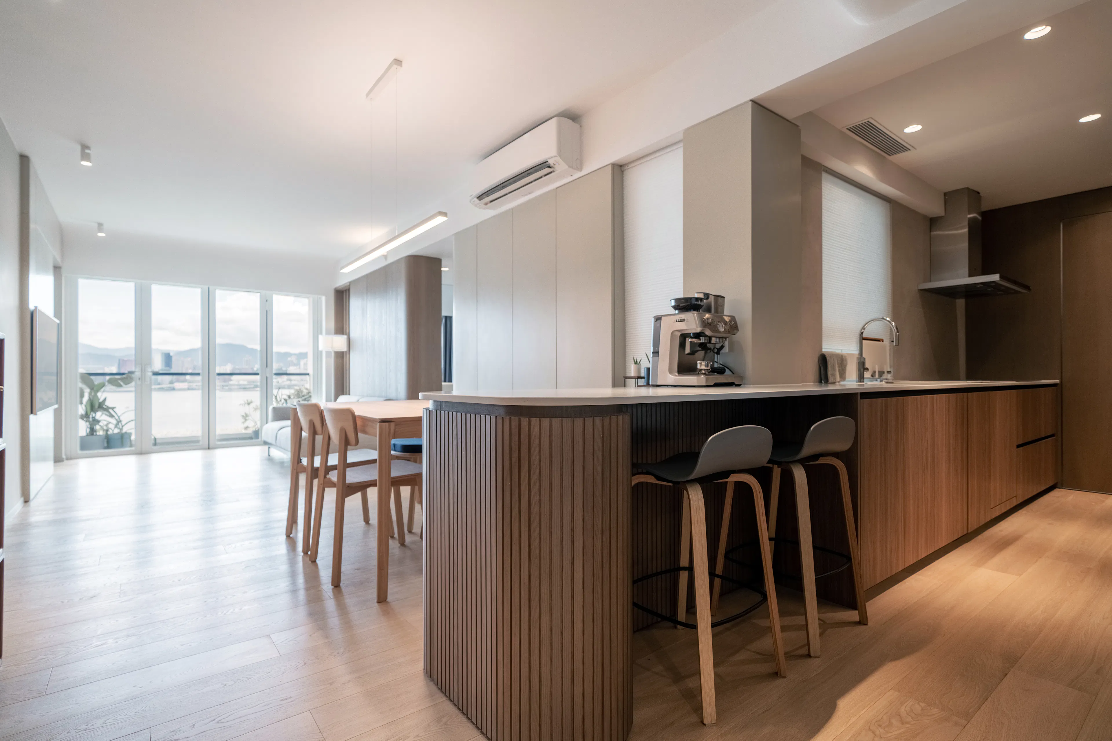 EF's residence — 4