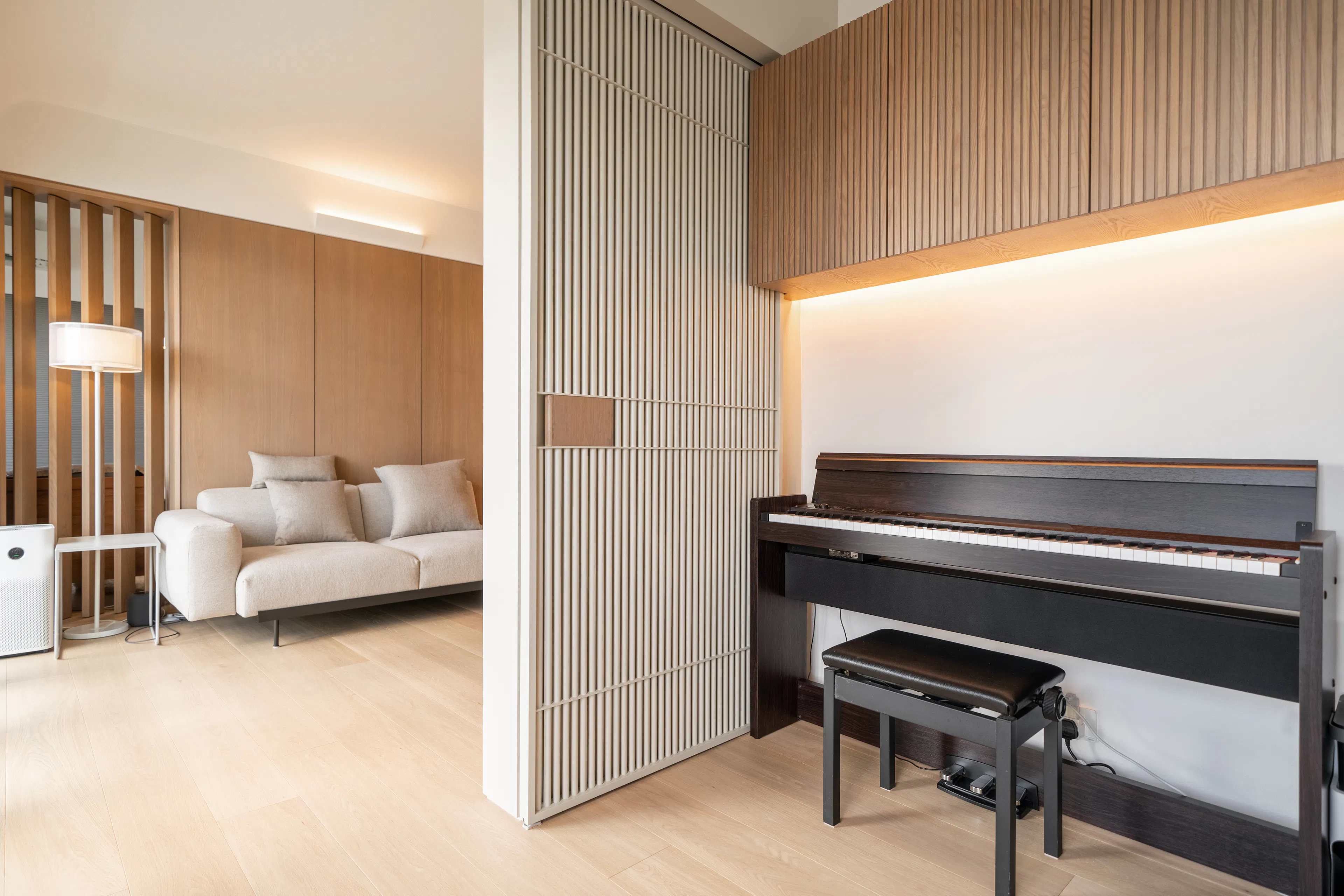 EF's residence — 22