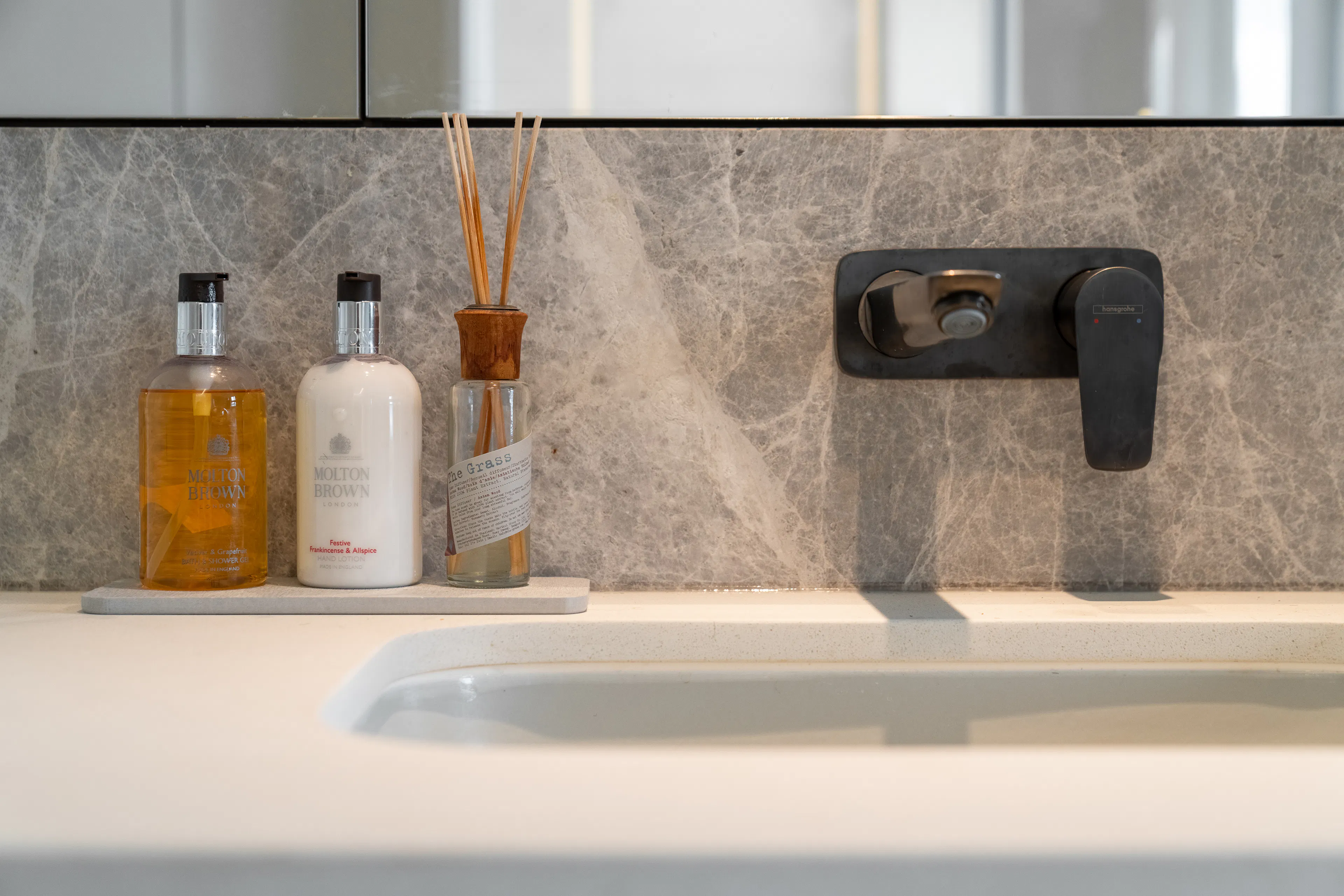 EF's residence — 40