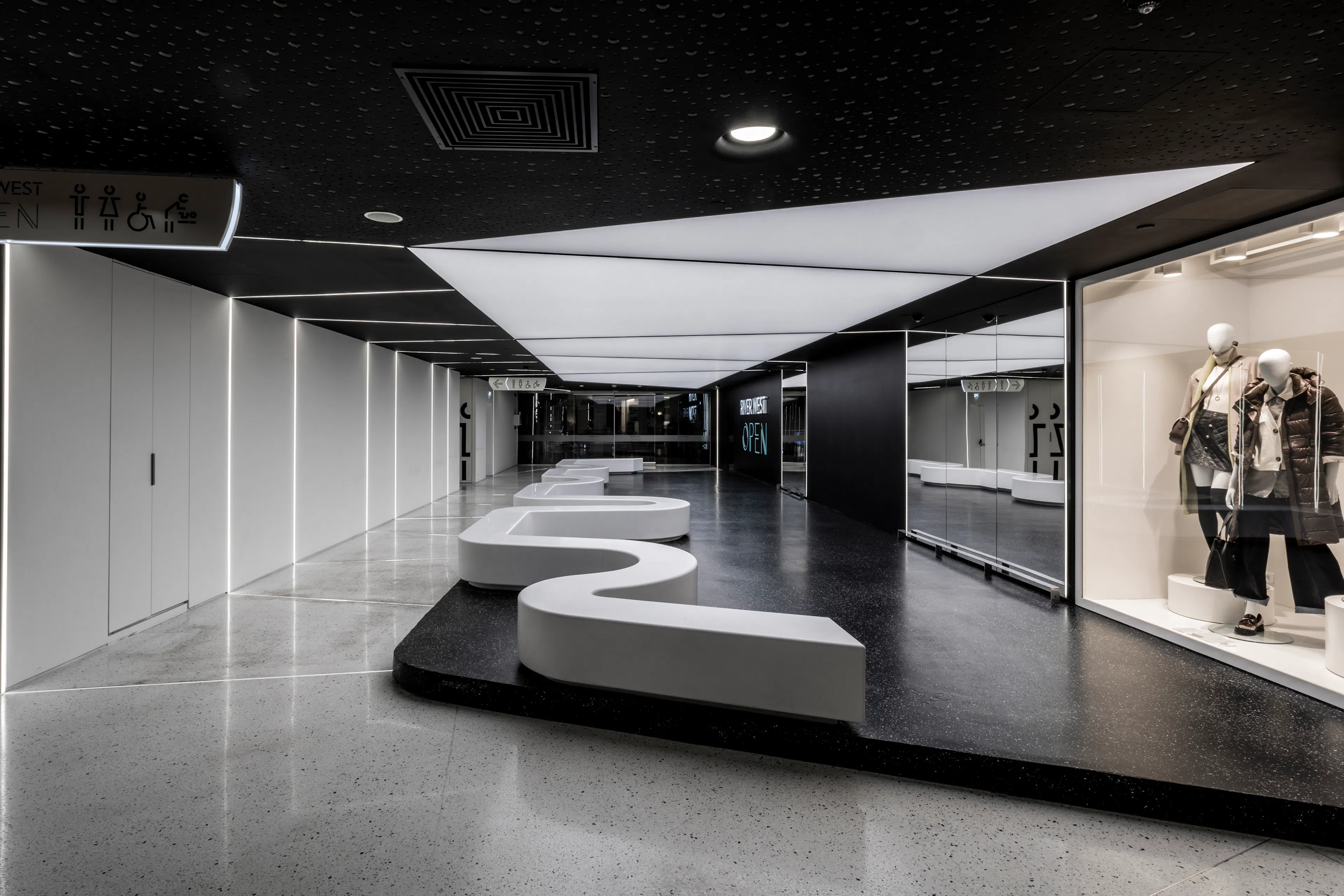 RIVER WEST OPEN — 14