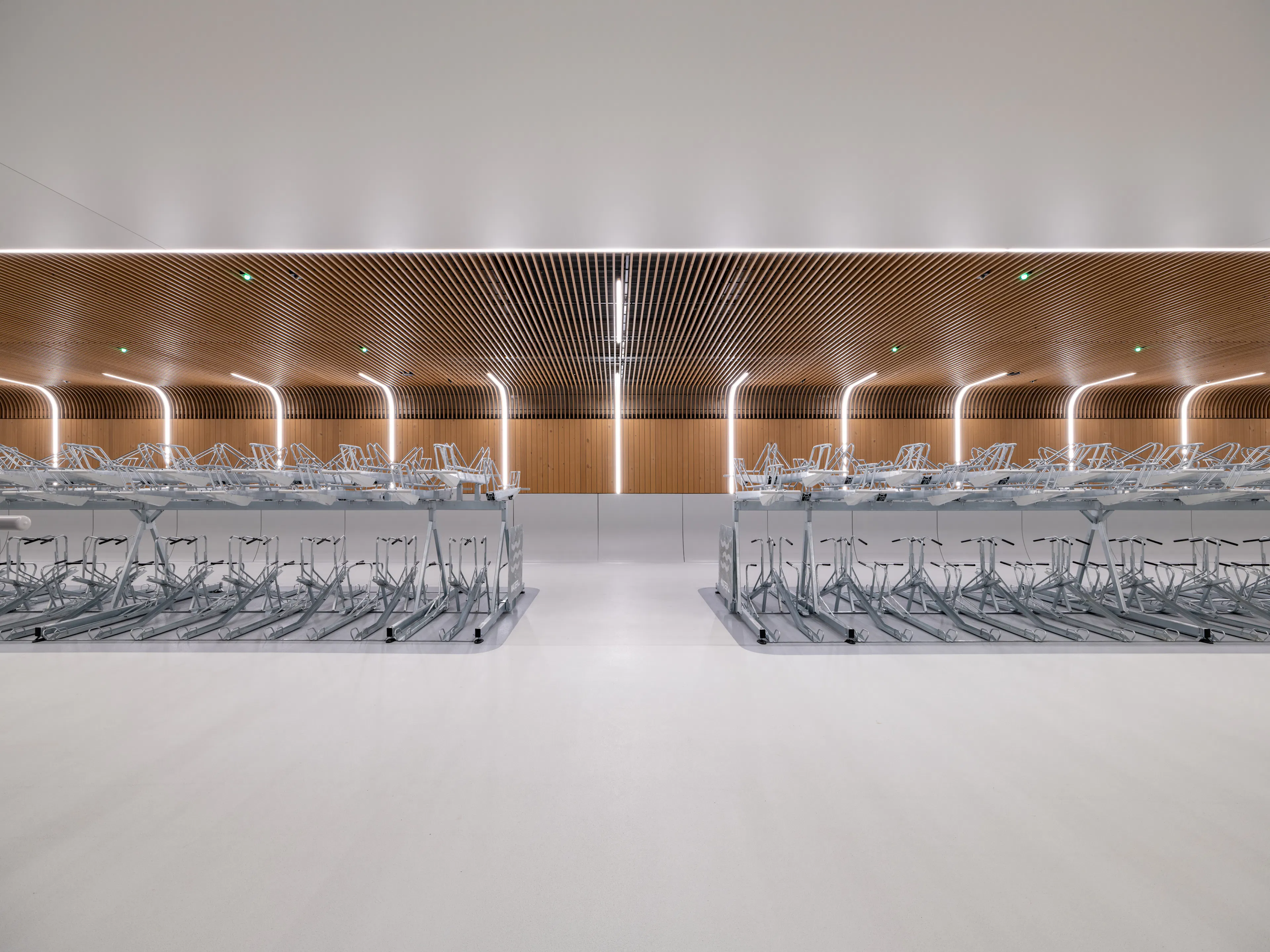 Bike Parking IJboulevard — 2