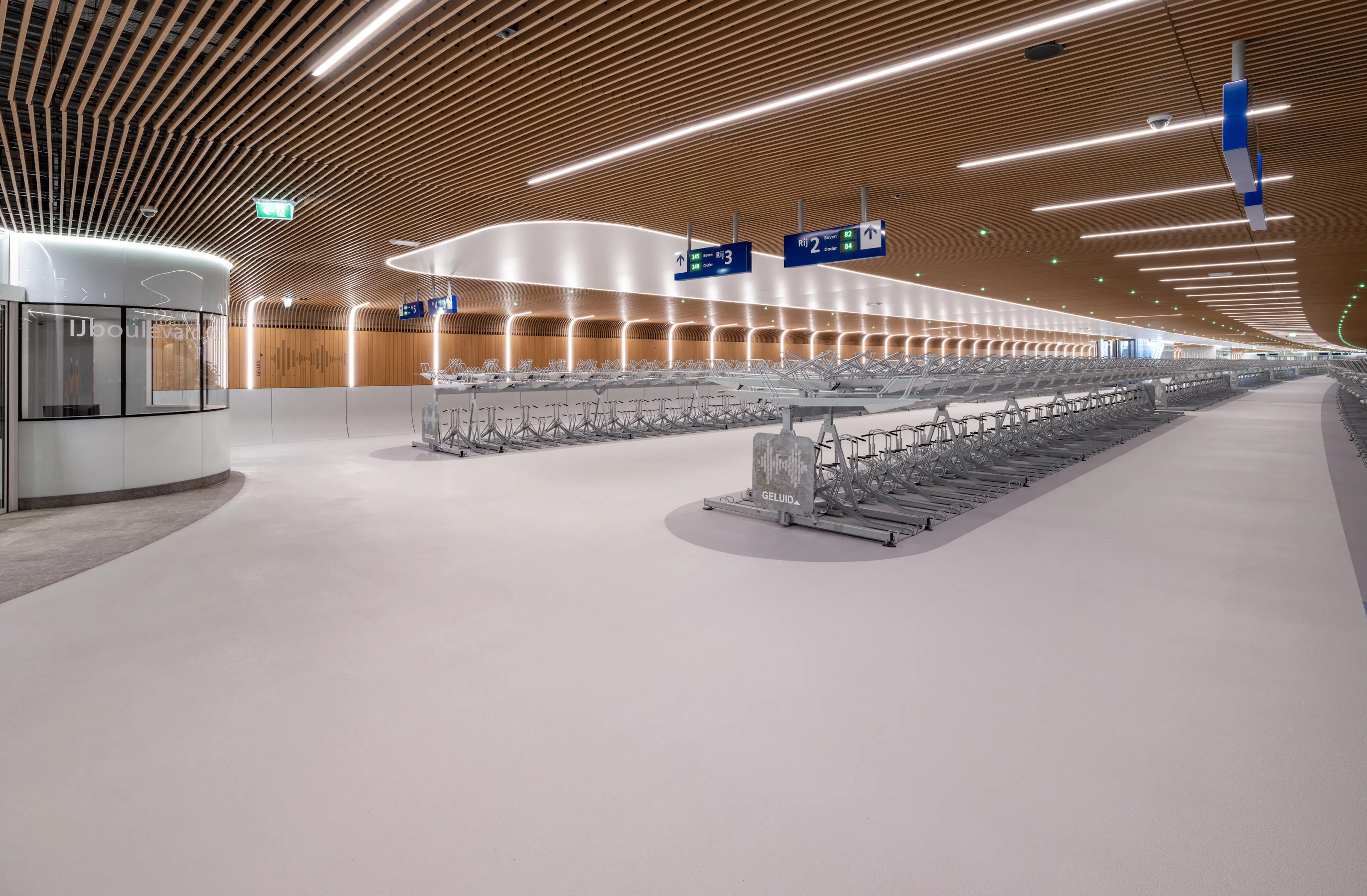 Bike Parking IJboulevard — 3