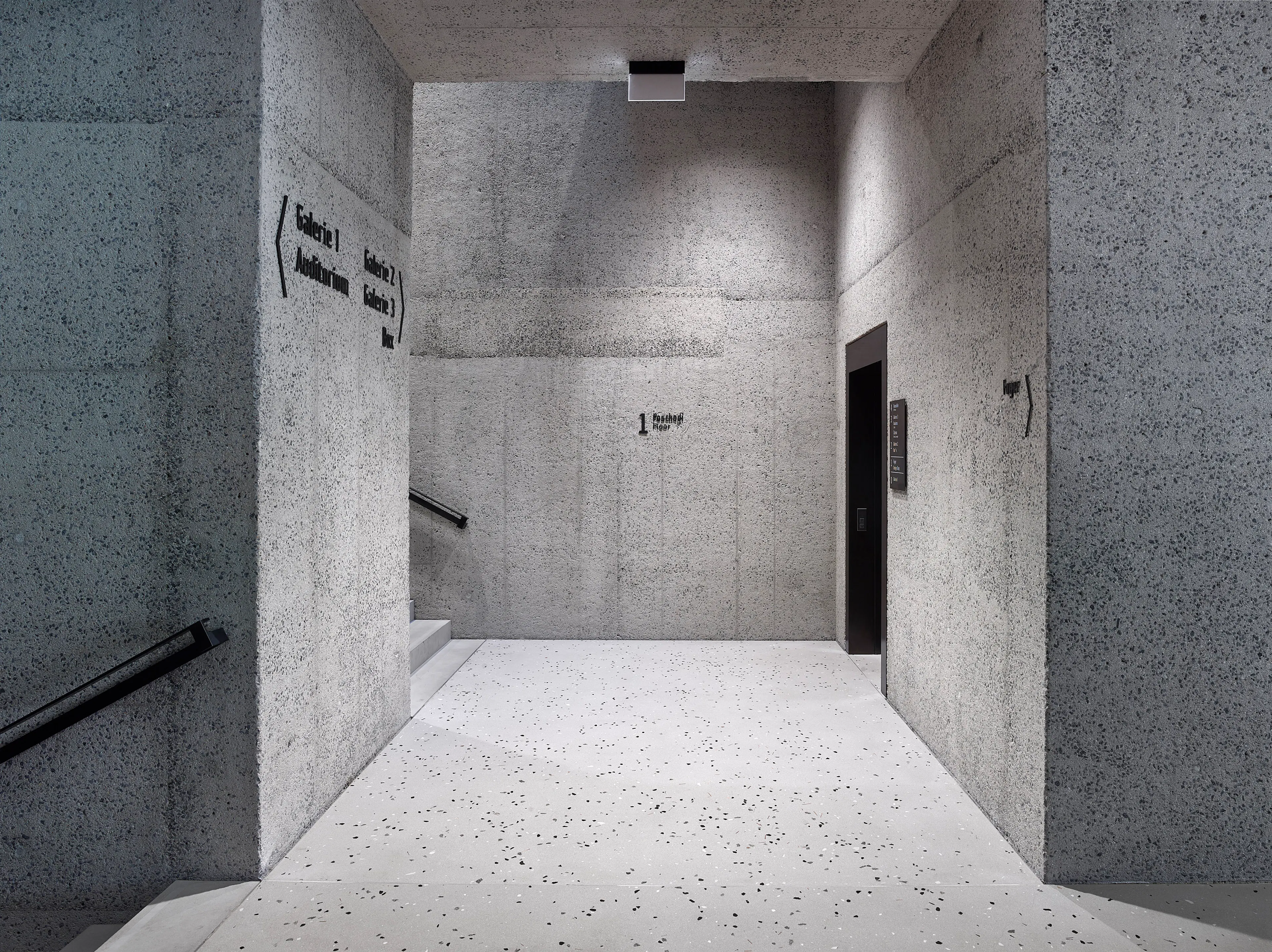 Kunsthalle Praha — 12