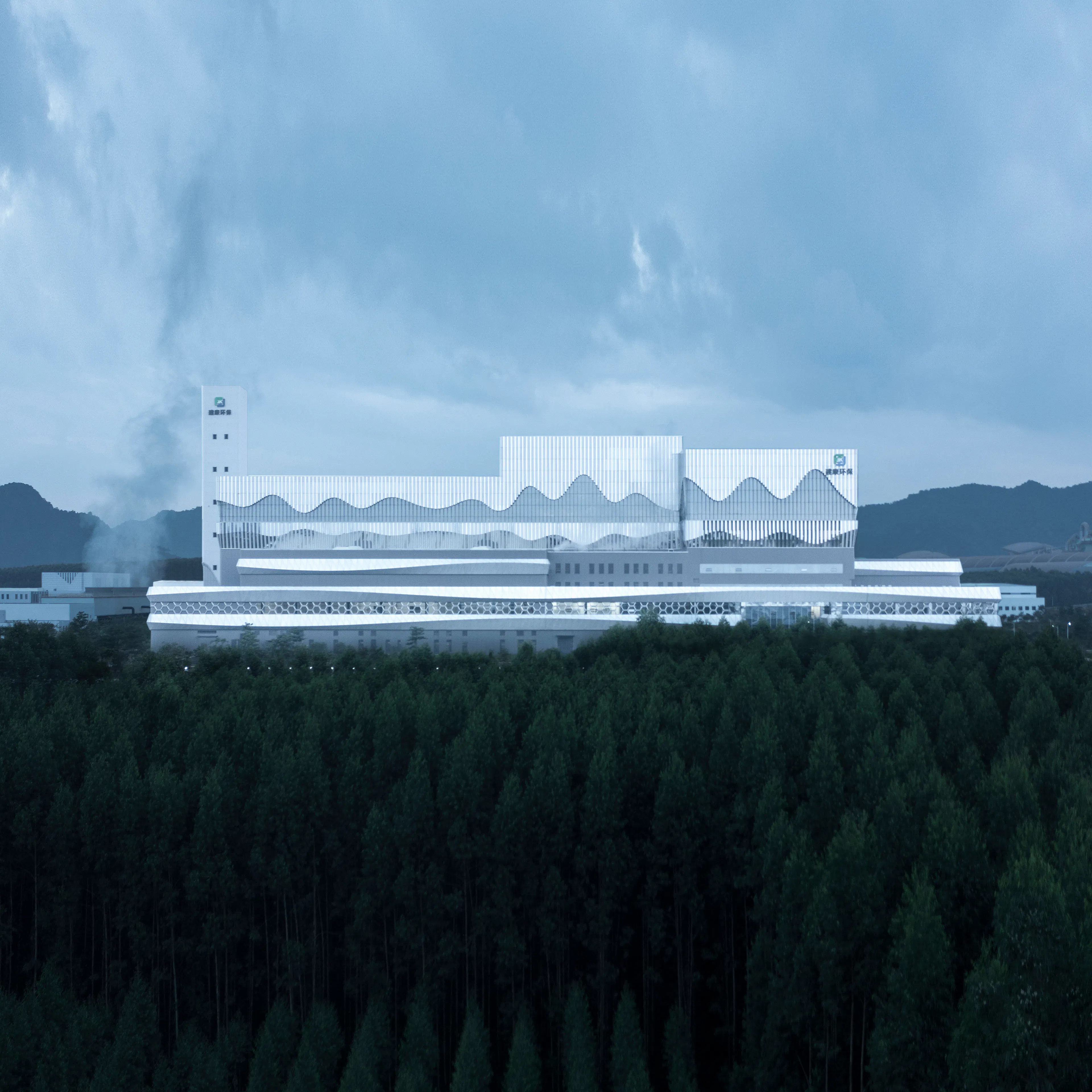 The Renovation of the Auditorium of Ankang Middle School — 1