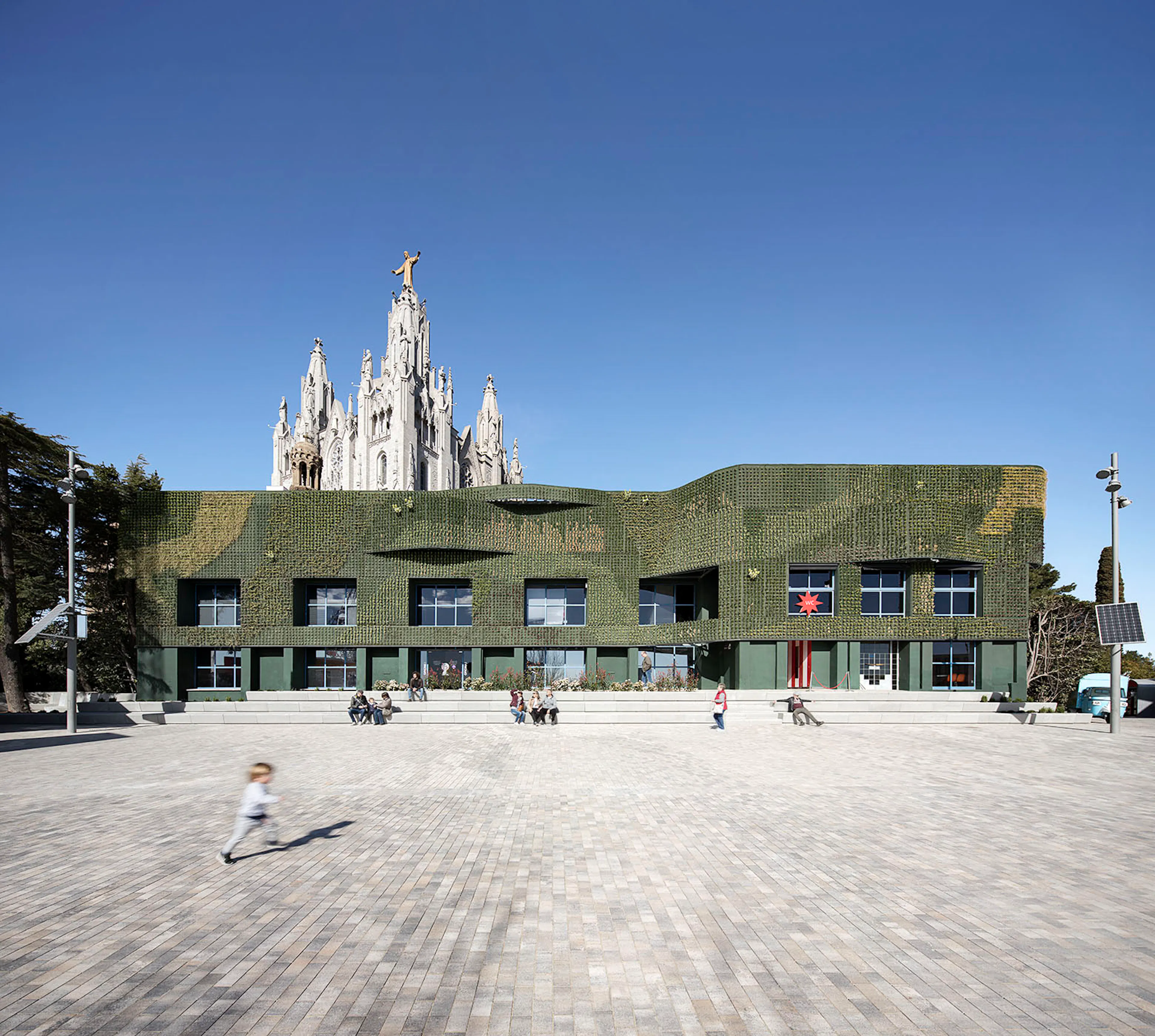 CUCADELLUM - Funicular to the Tibidabo Amusement Park — 35