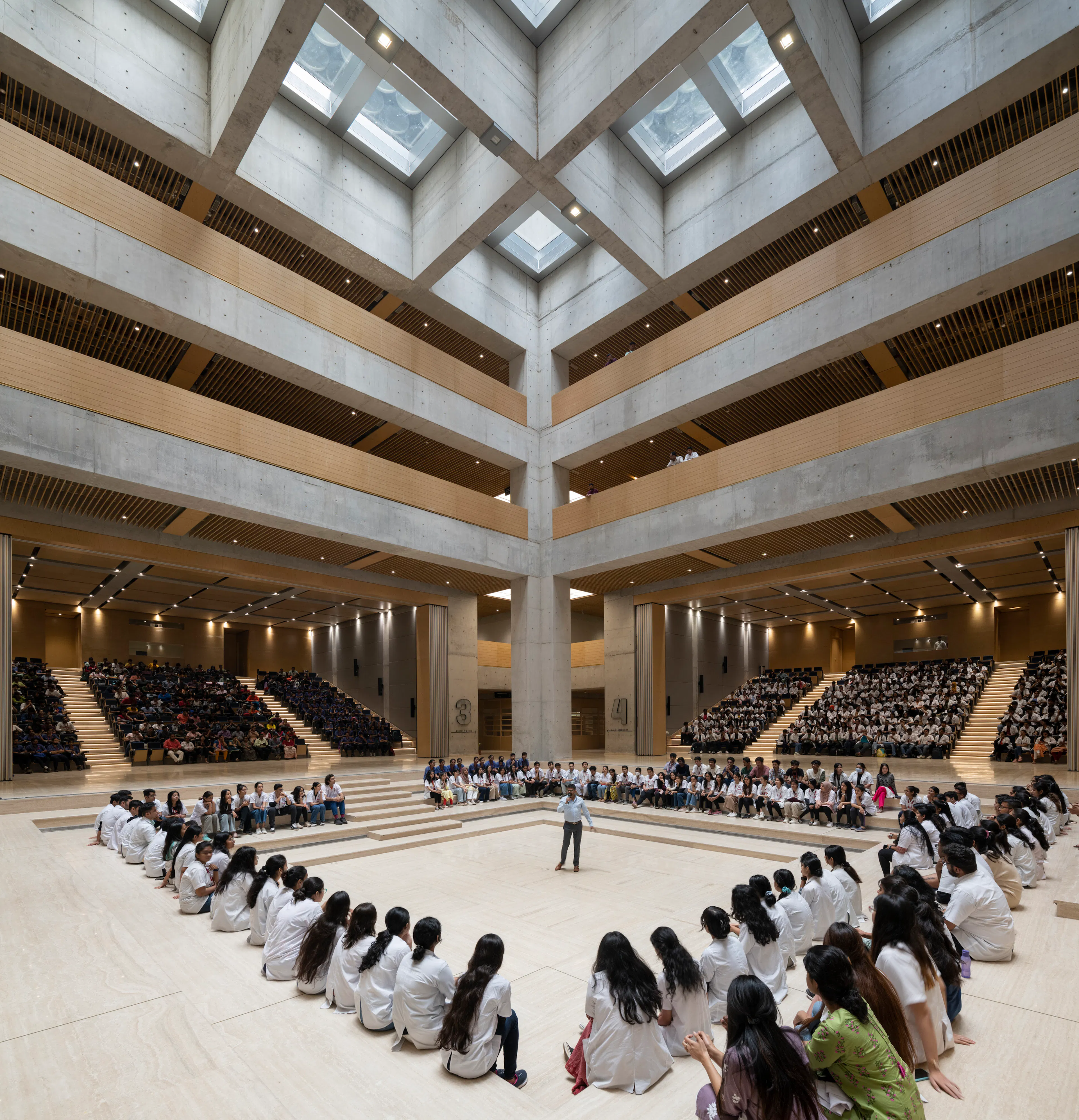 Apple The Exchange TRX — 26