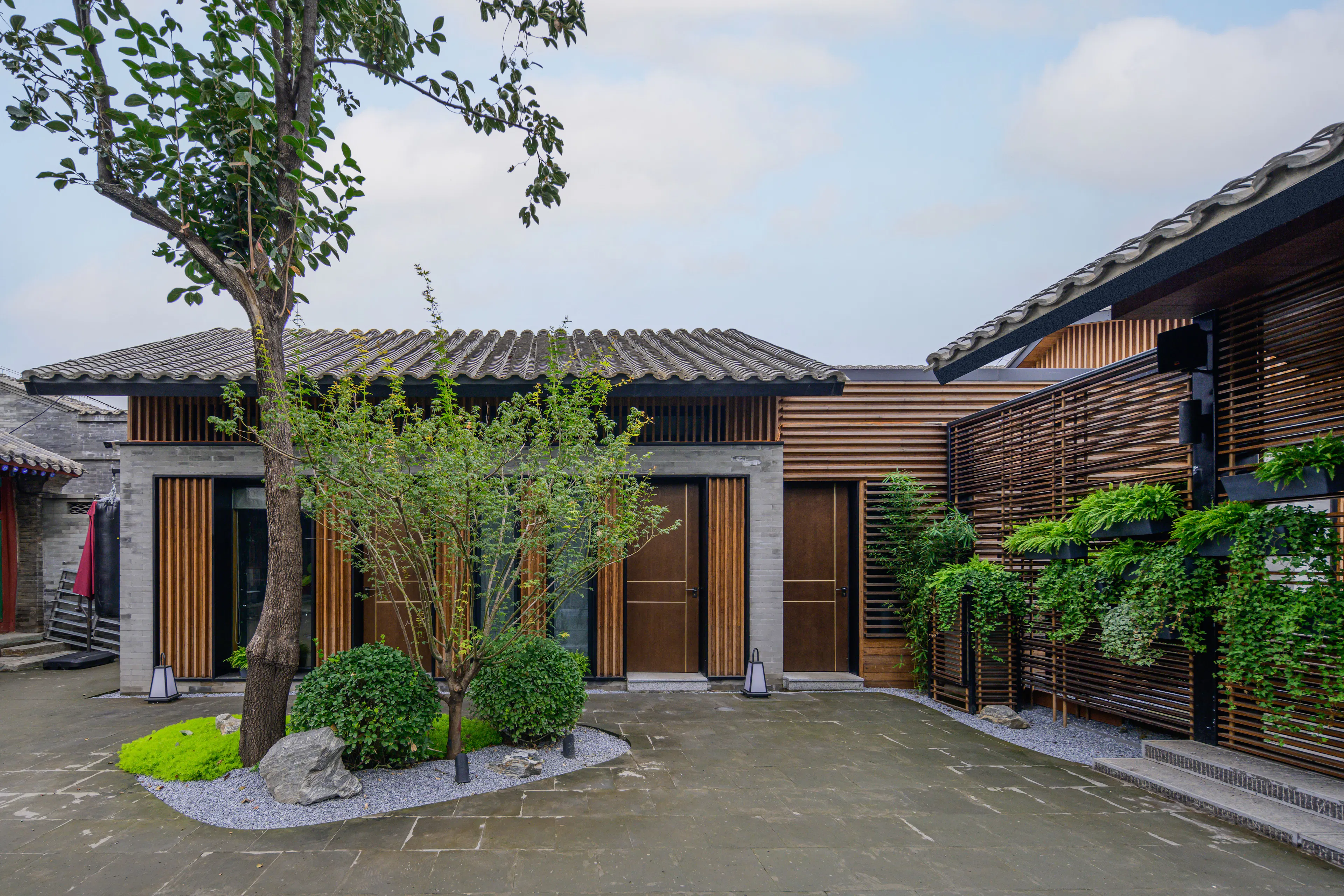 Courtyards Renovation of the Moshikou Neighborhood — 6