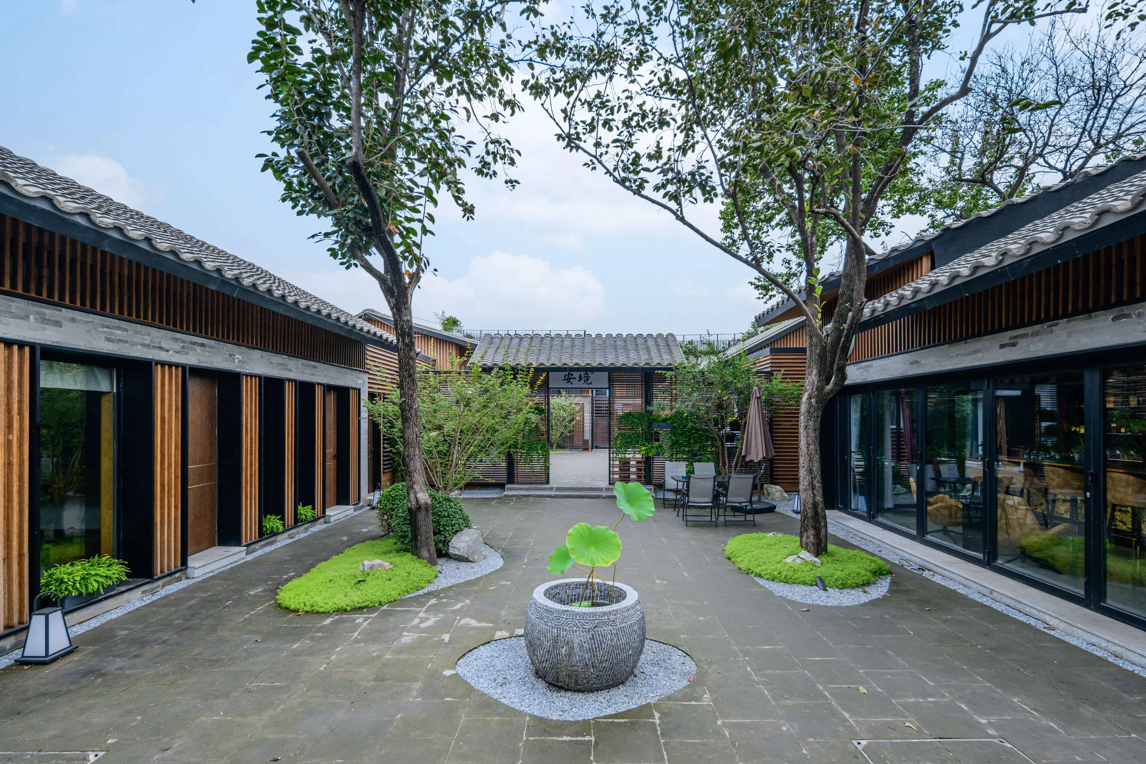 Courtyards Renovation of the Moshikou Neighborhood — 7
