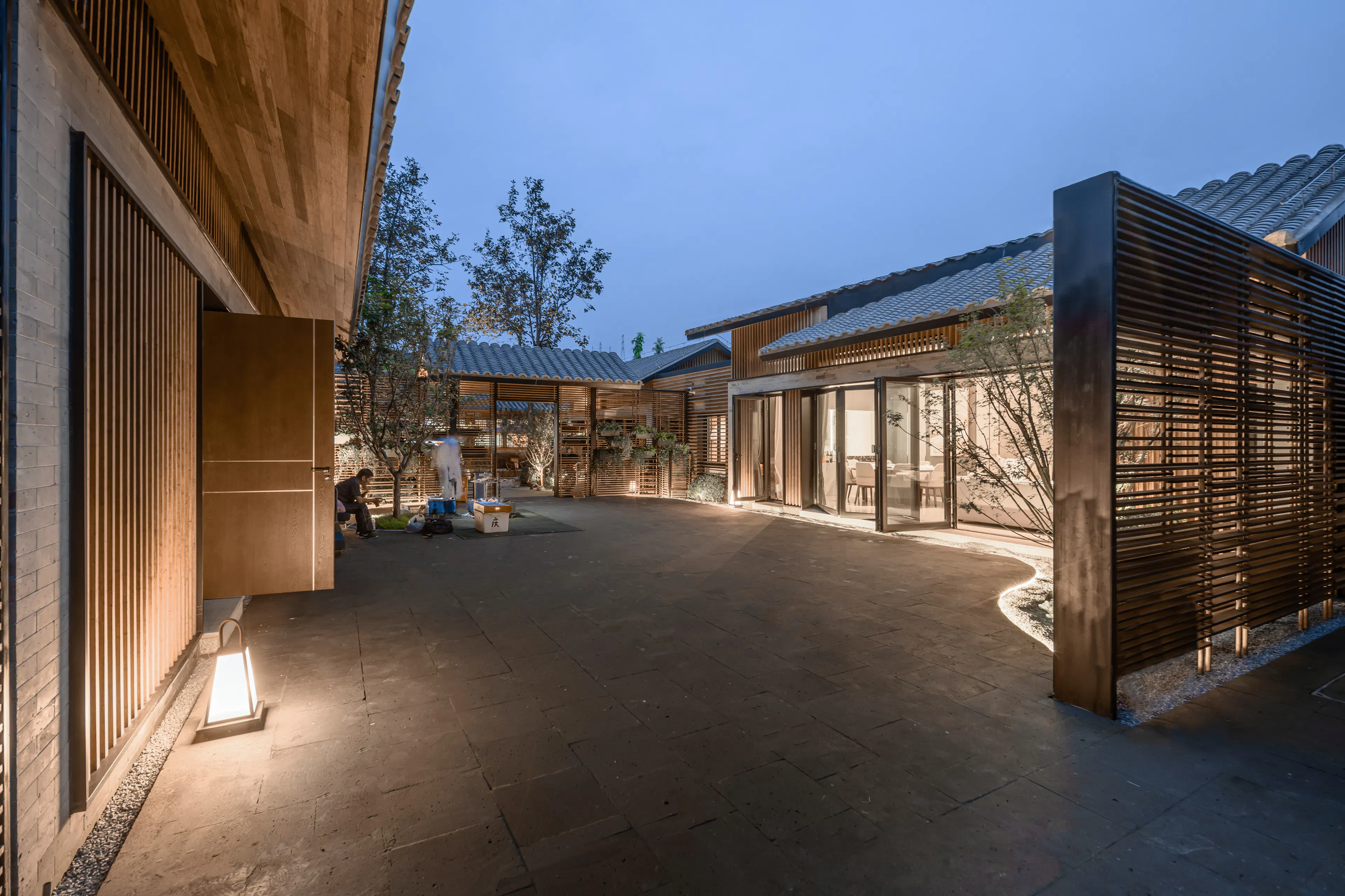 Courtyards Renovation of the Moshikou Neighborhood — 13