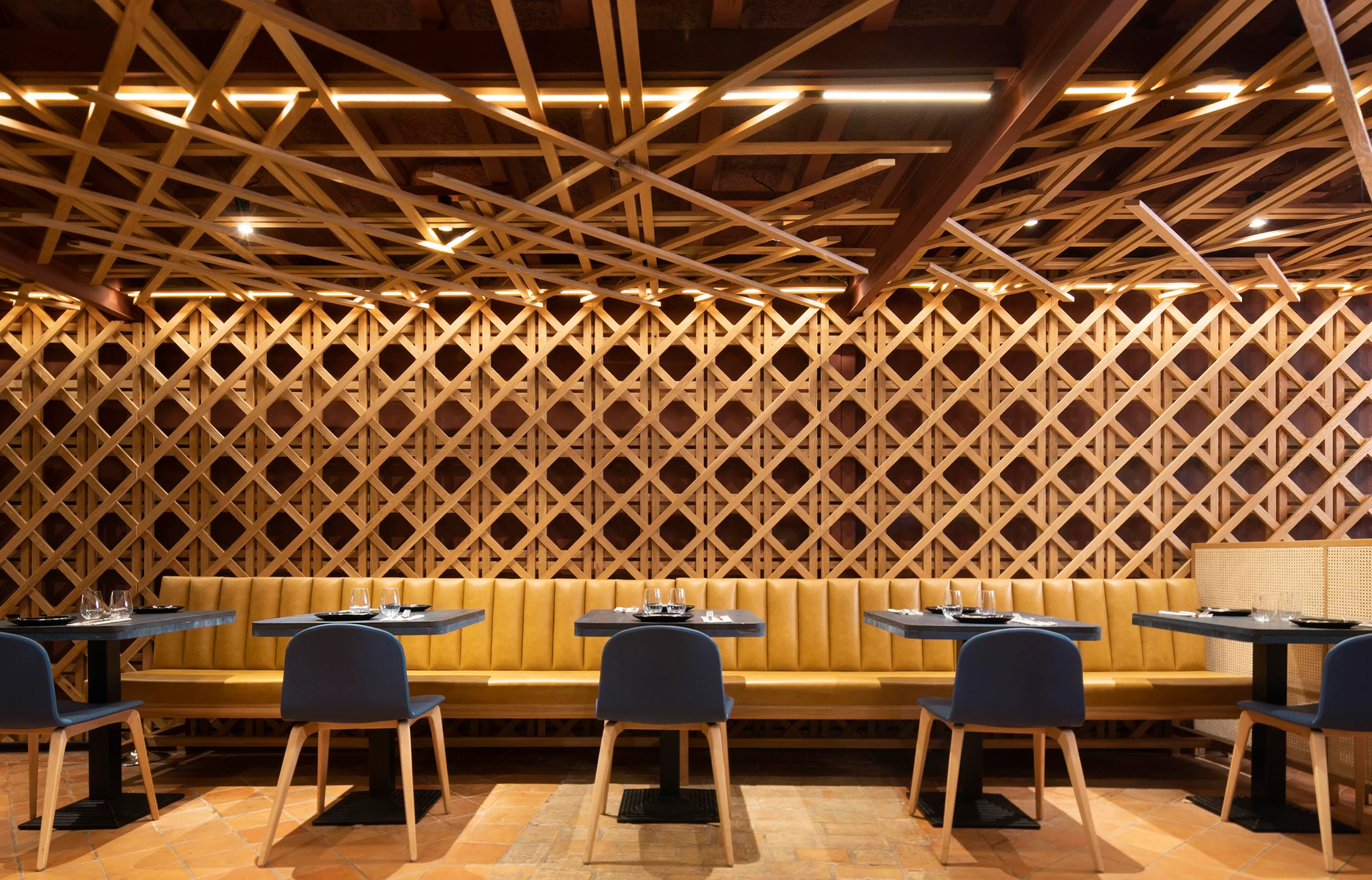 Pakta Restaurant — 25