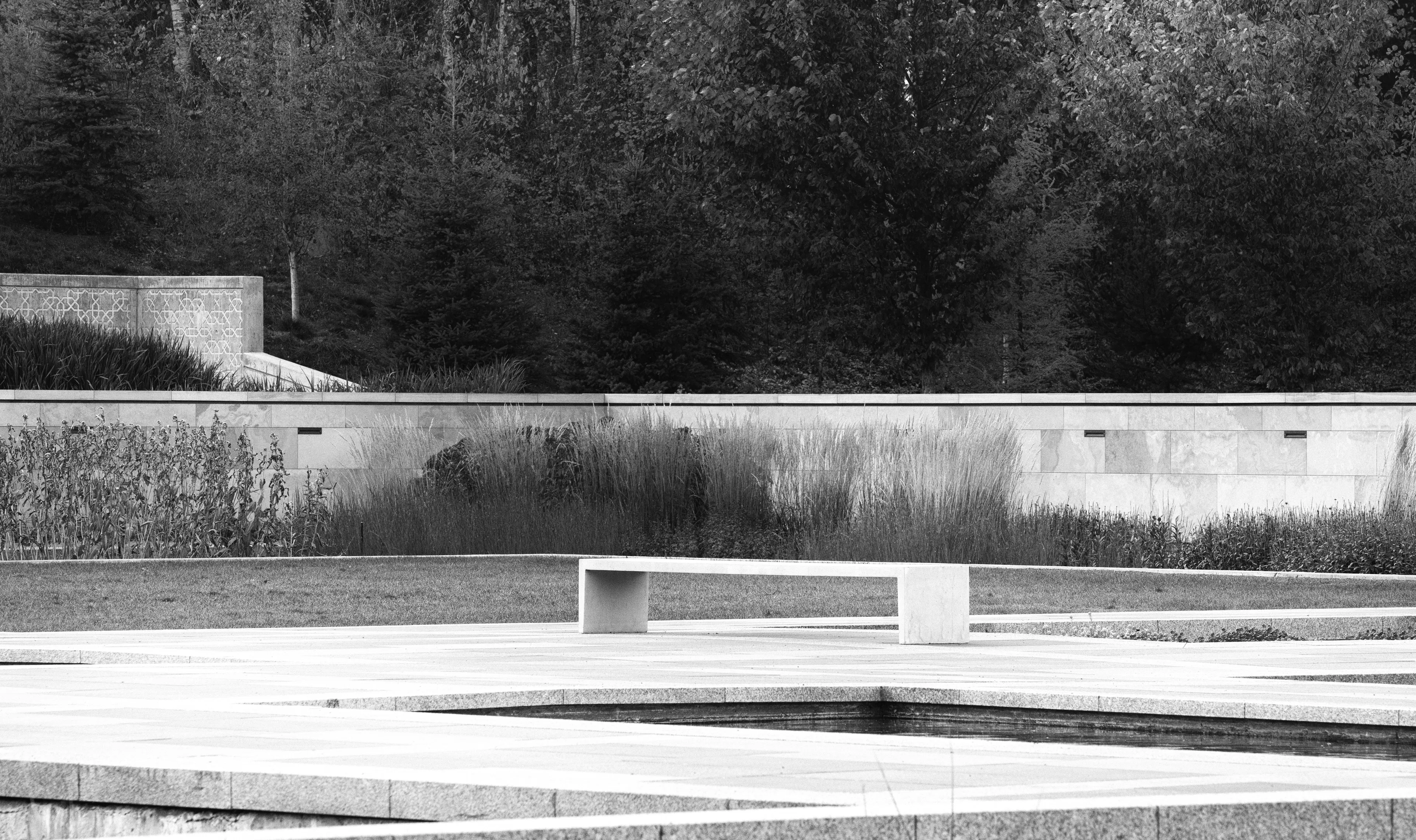 DIWAN PAVILLION AND Aga Khan GARDEN