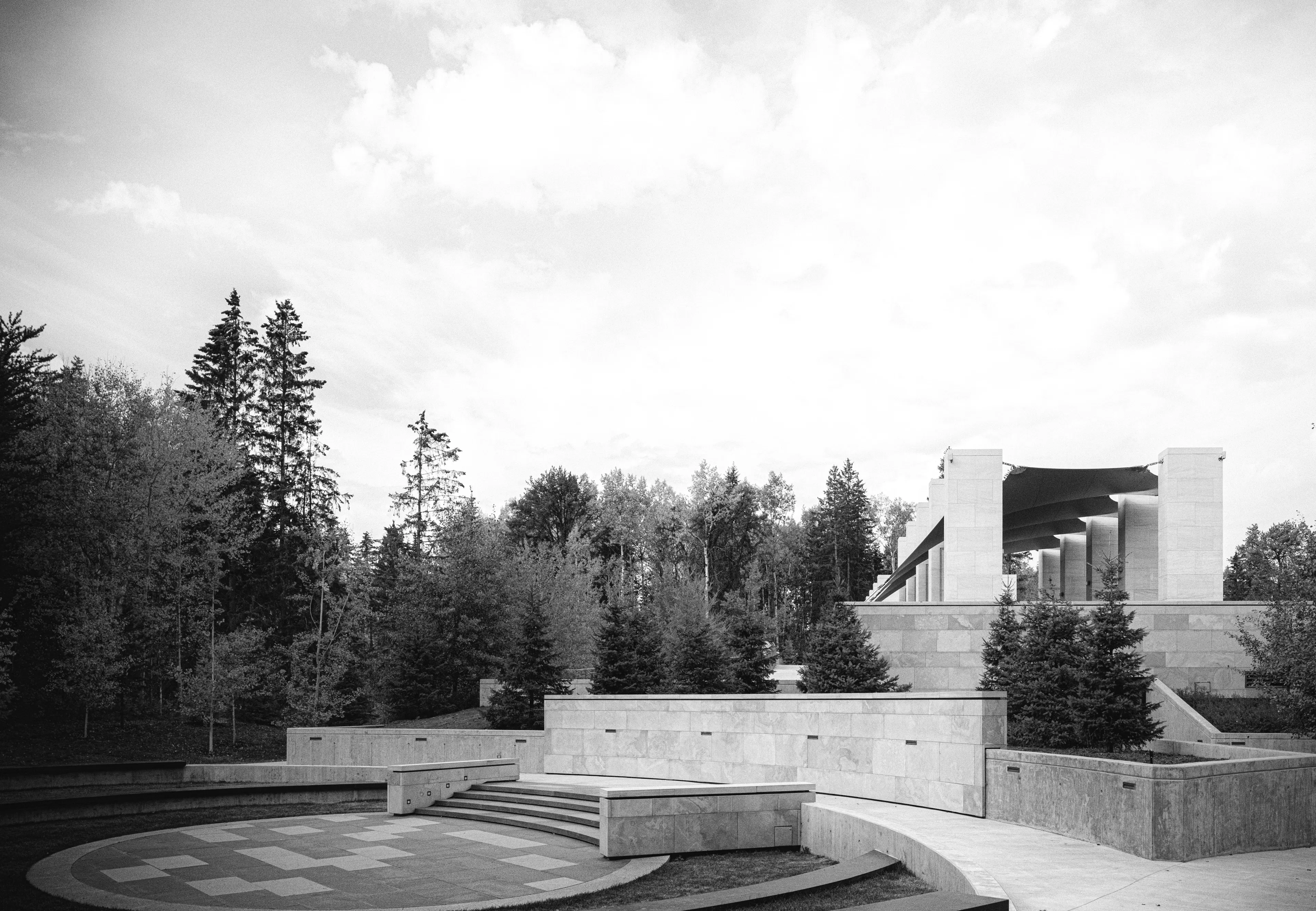 DIWAN PAVILLION AND Aga Khan GARDEN — 6