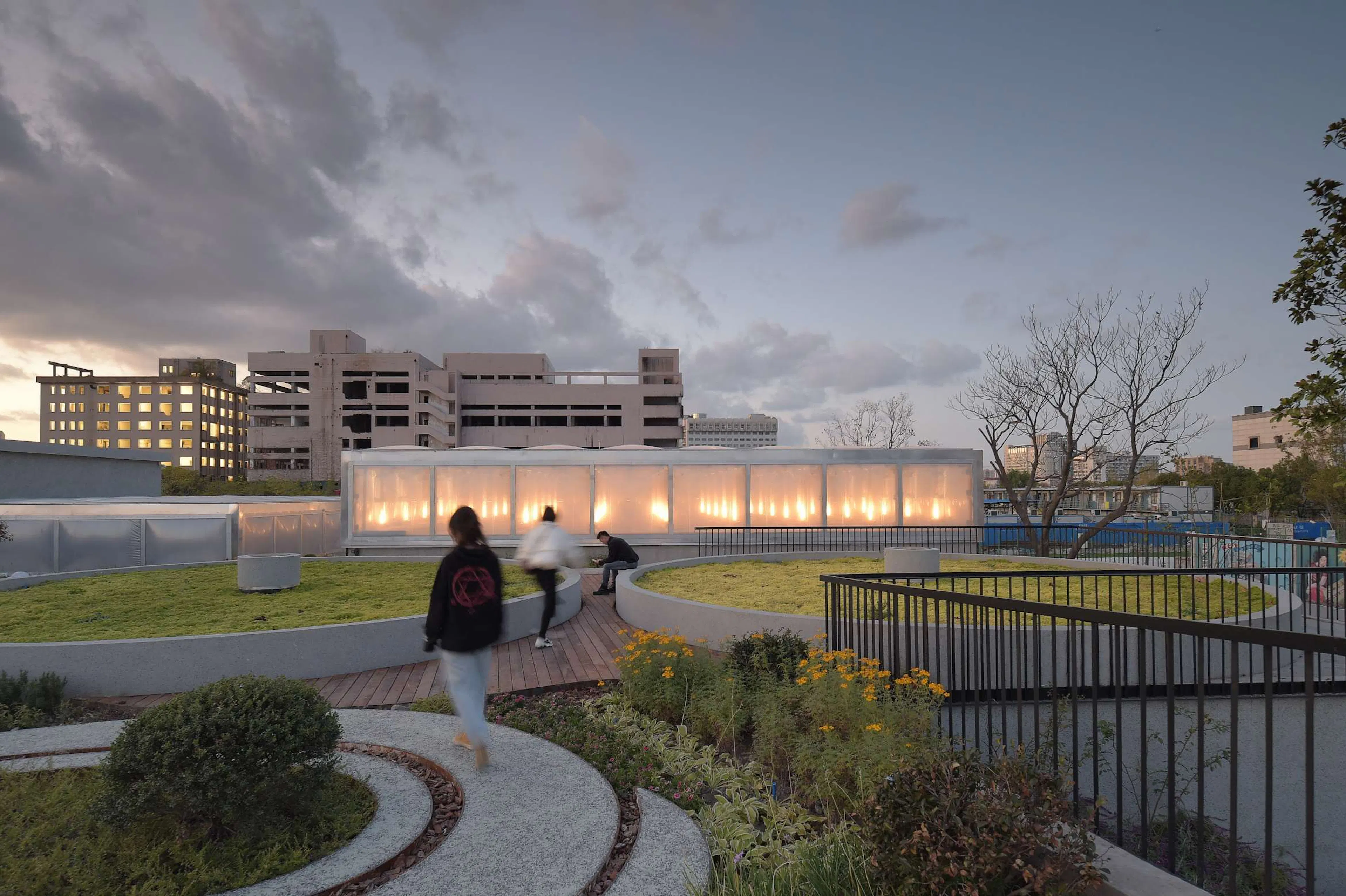 SHANGHAI YANGPU BINJIANG PUBLIC SPACE — 8