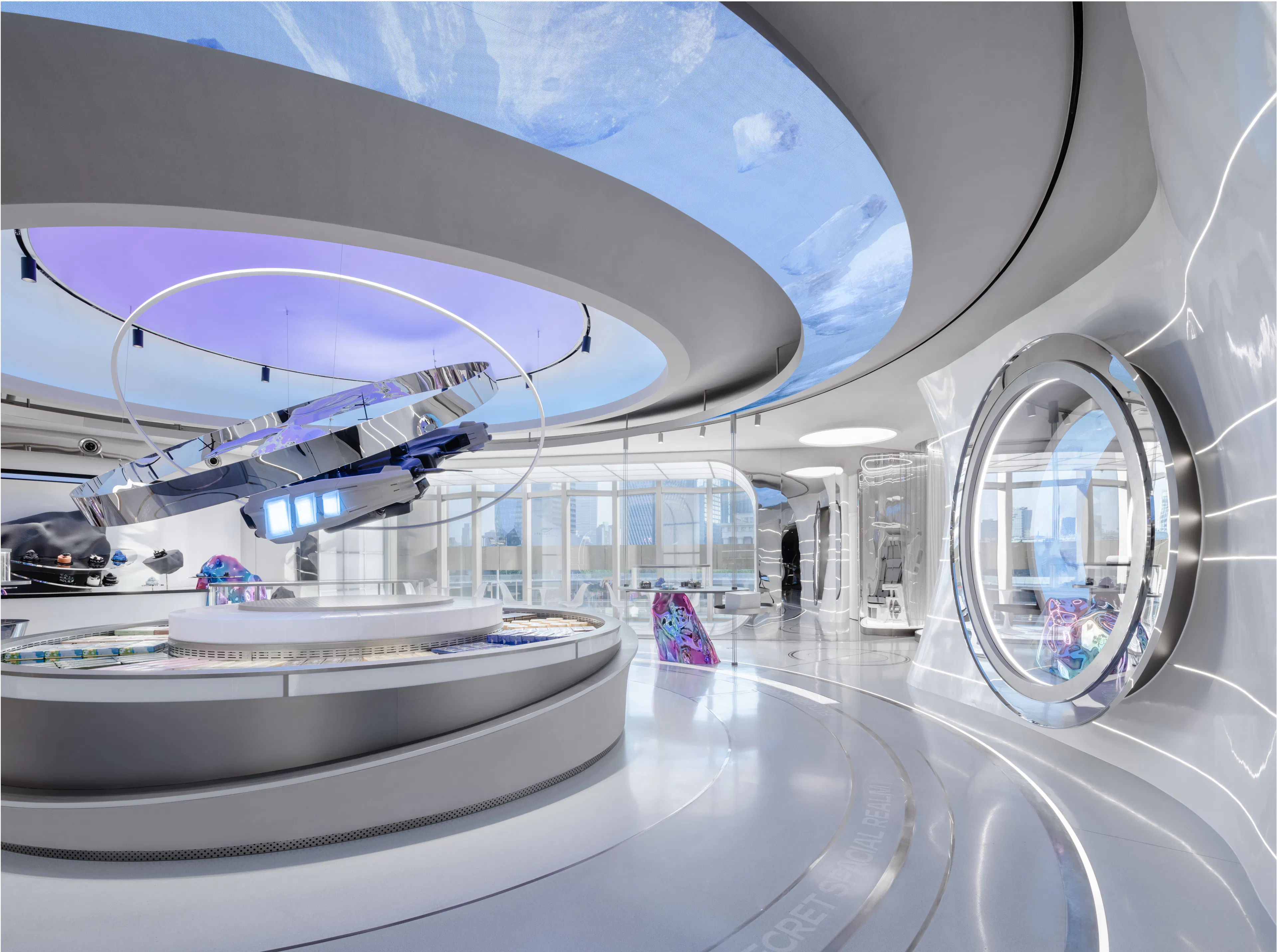 HOLILAND TRAVEL: Future Narrativism in the Multiverse