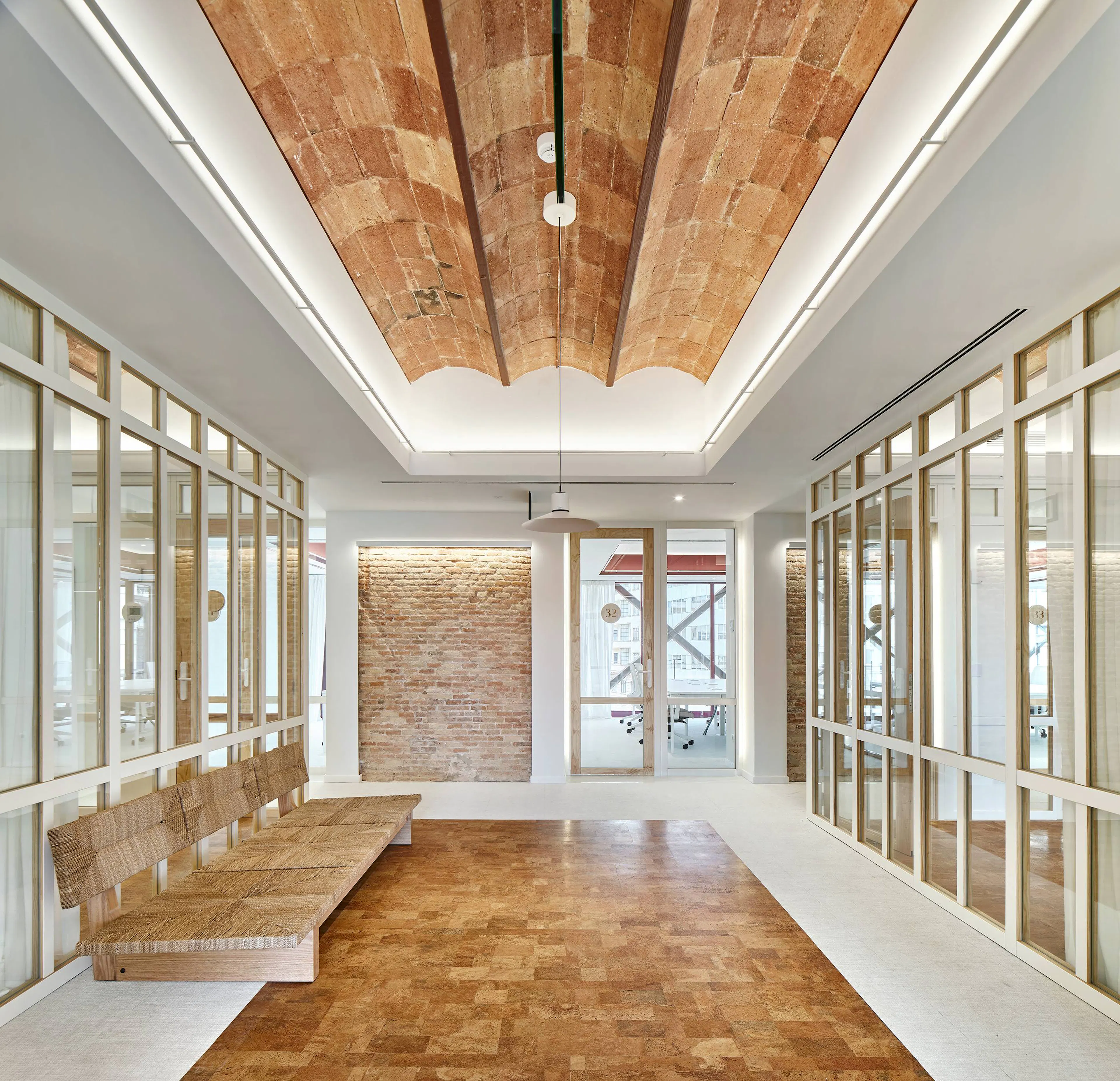 Casa Pich i Pon. LOOM Plaza Catalunya — 5