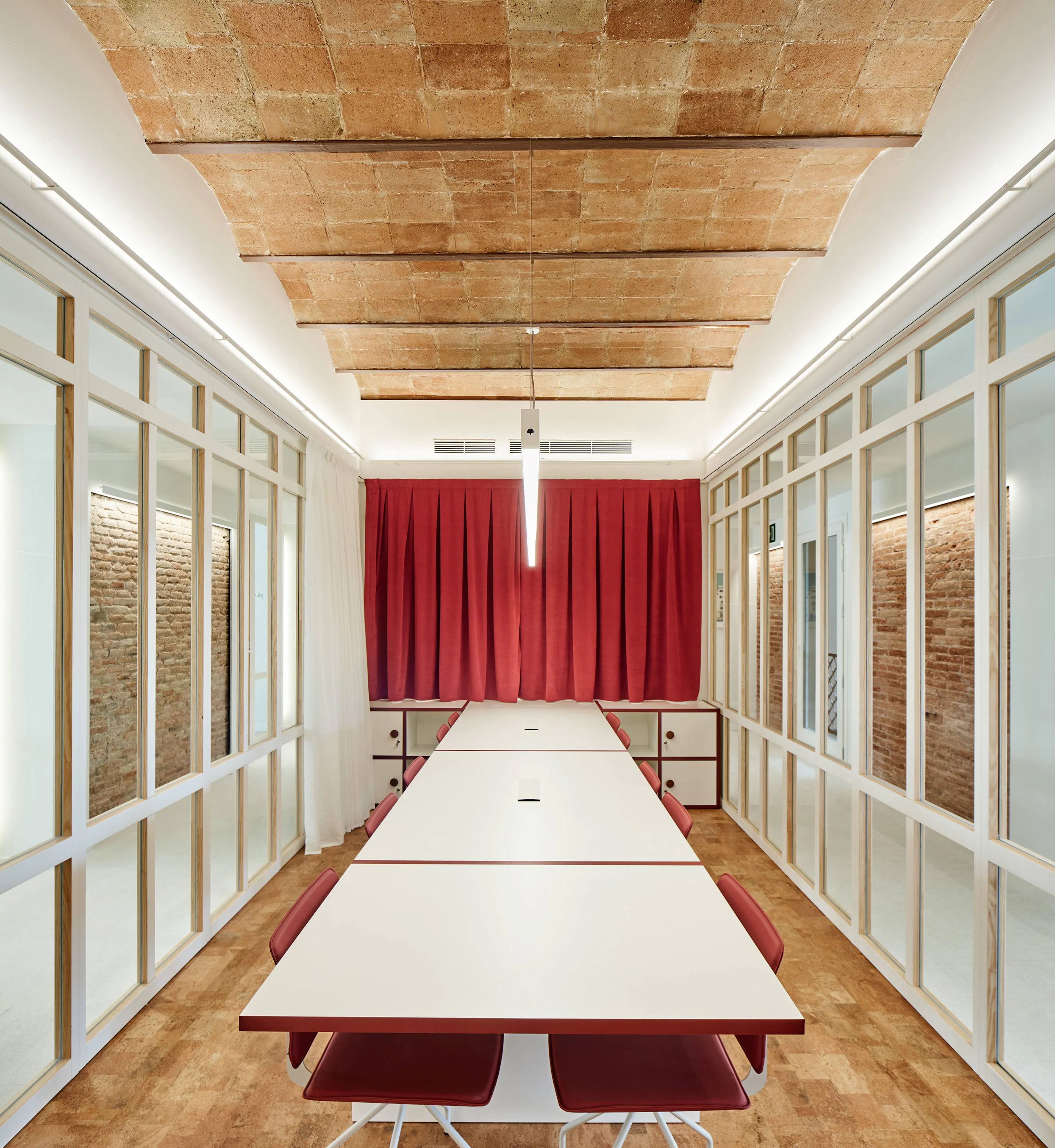 Casa Pich i Pon. LOOM Plaza Catalunya — 4