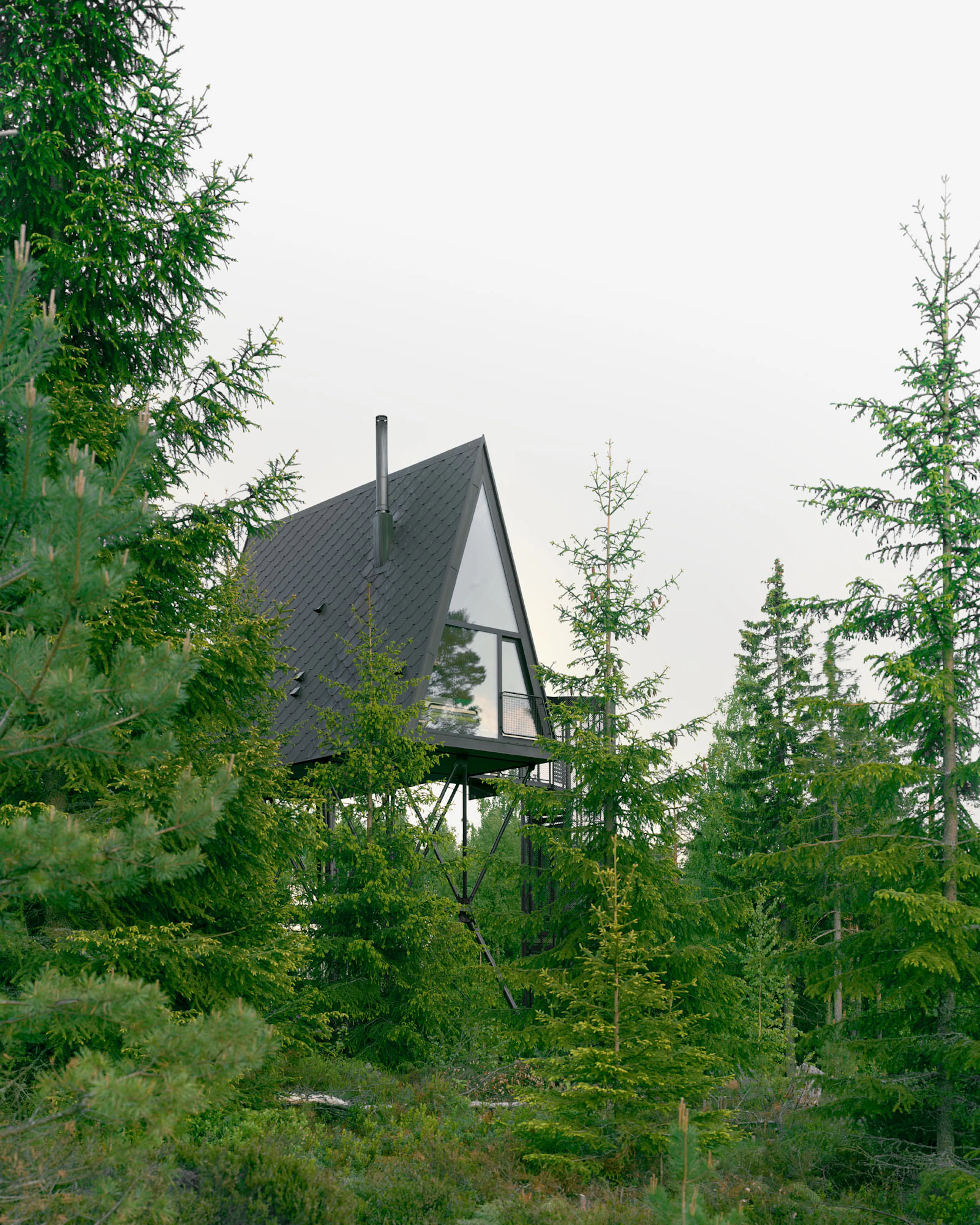 PAN-tretopphytter (PAN treetop-cabins) — 2