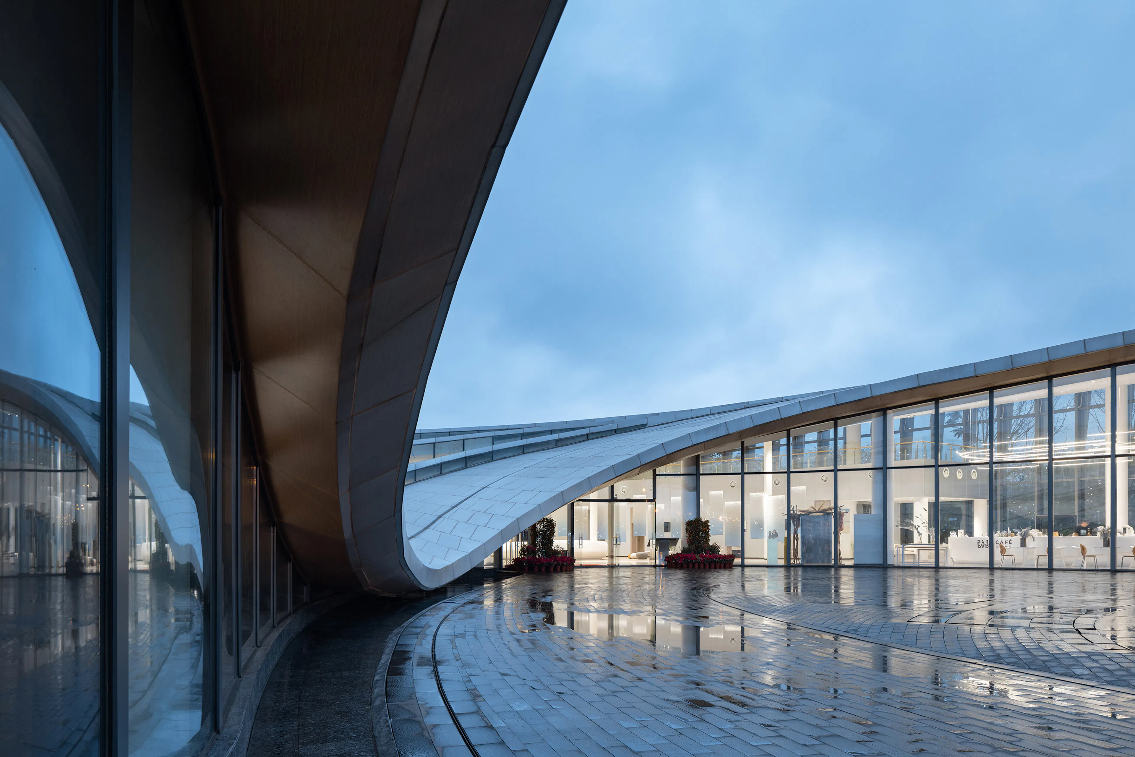 Haikou Xixiu Park Visitor Center — 11