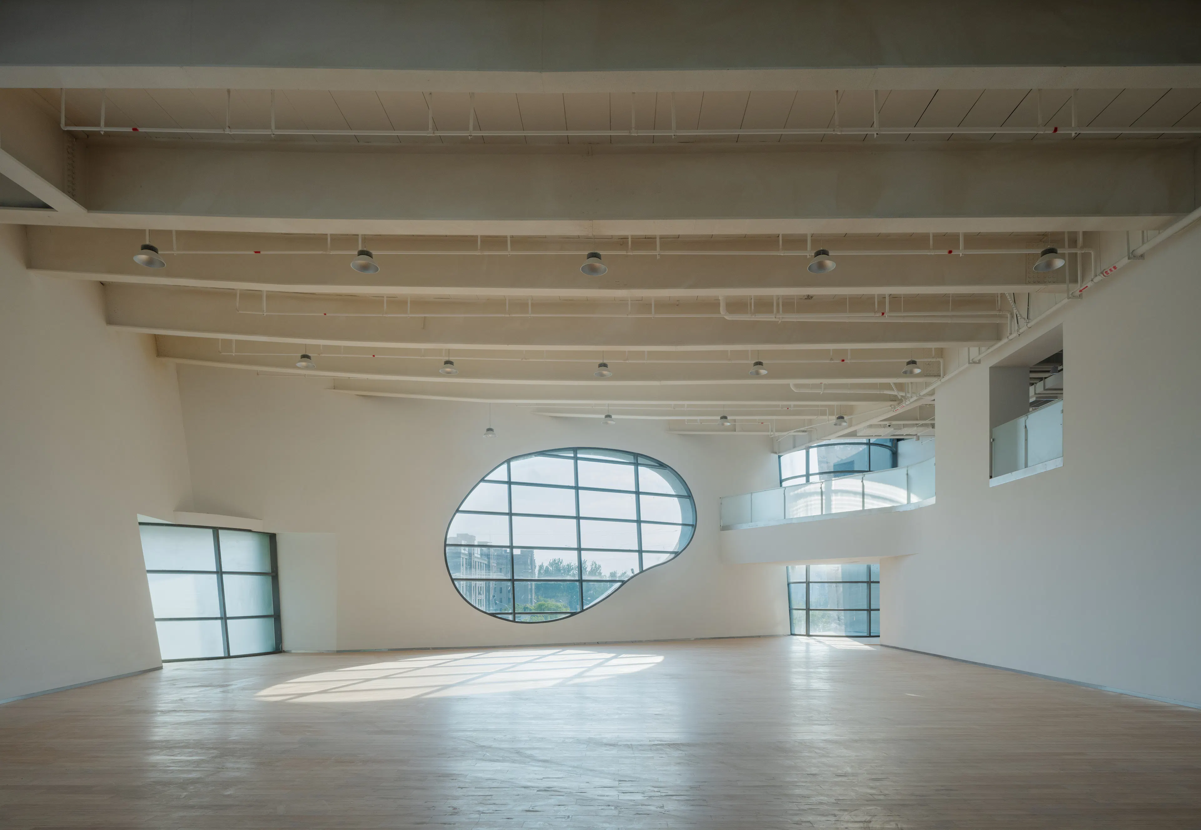 Shanghai Cofco Cultural & Health Center — 9