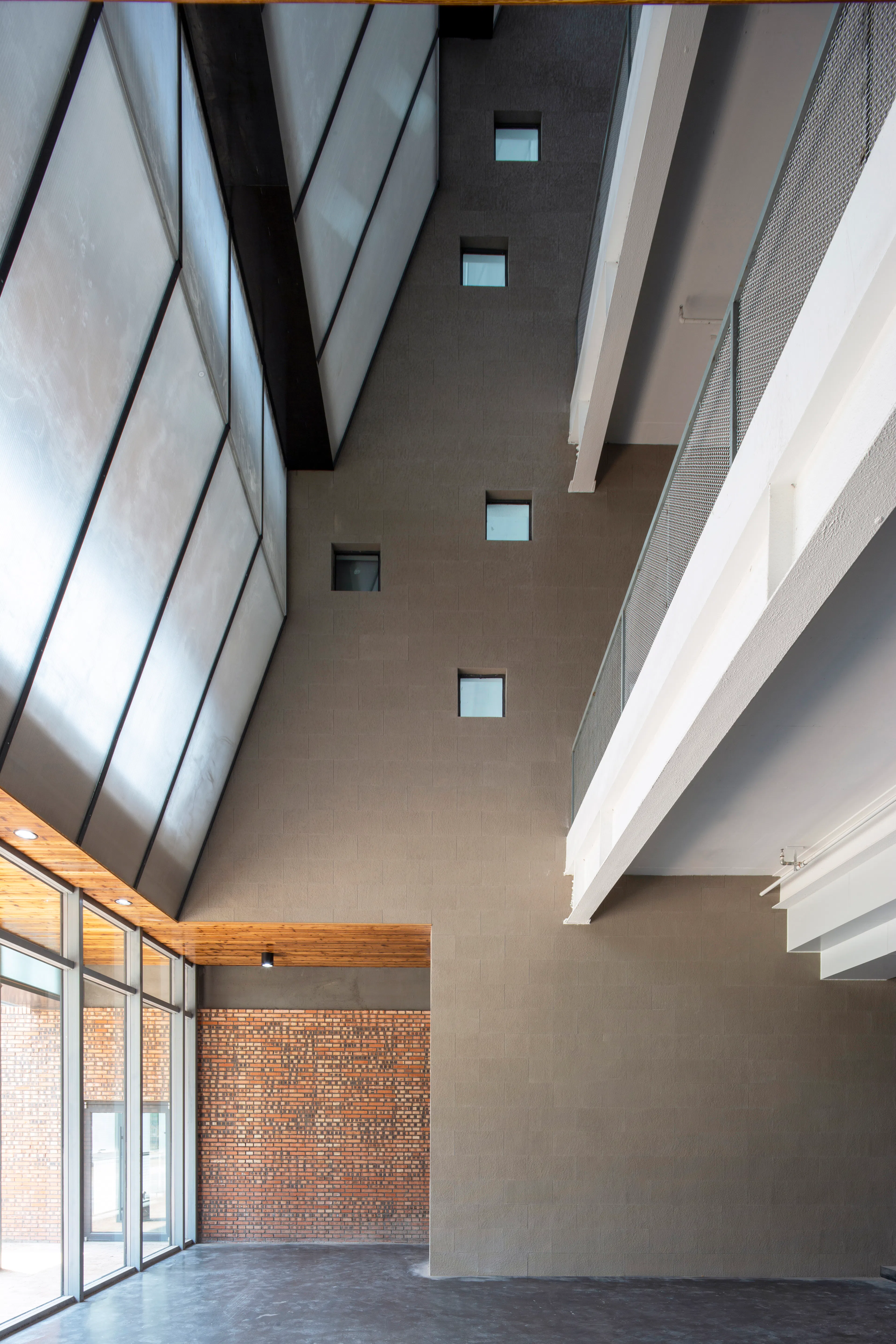 Architectural Experimental Innovation Center of Inner Mongolia University of Technology — 7